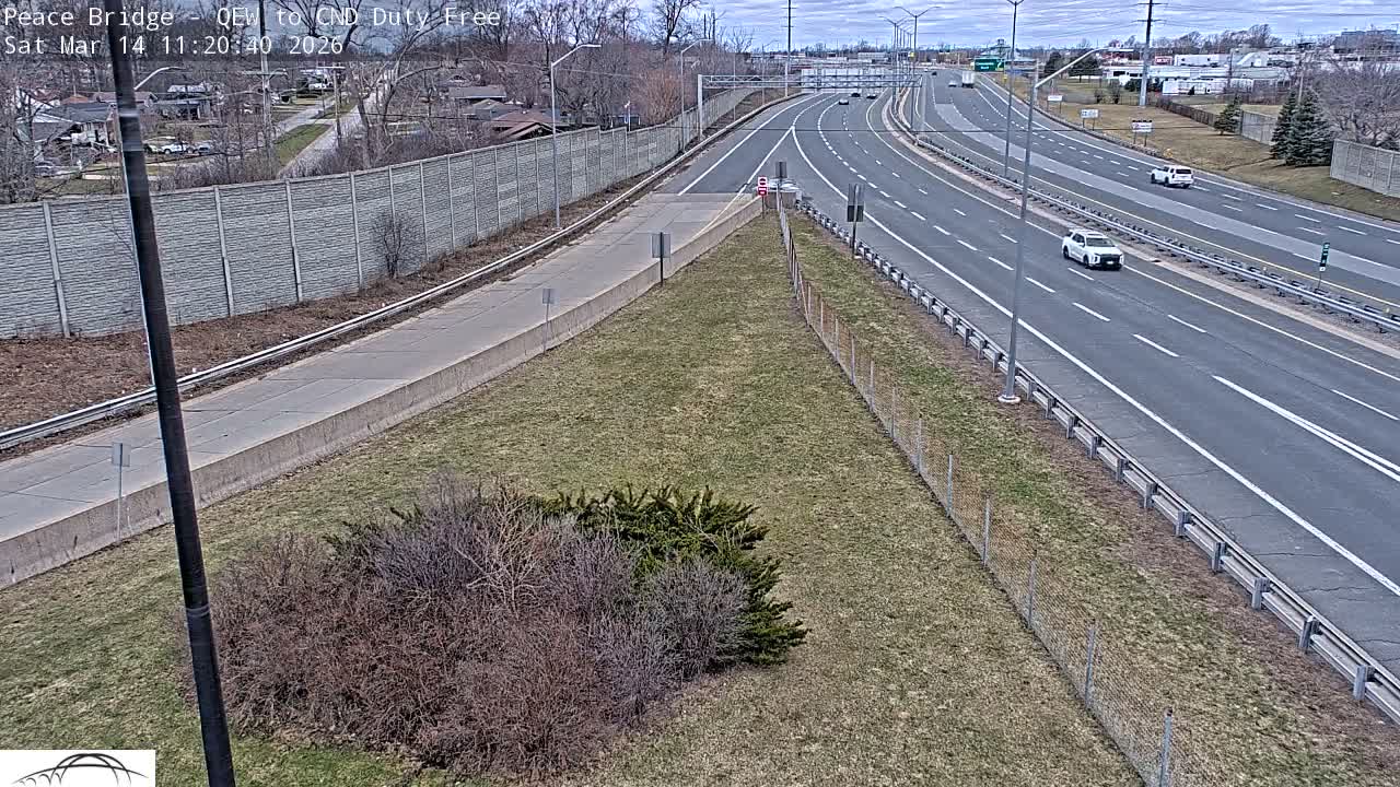 Fort Erie,  Canada Duty Free  Road Entrance to Peace Bridge Live Cam - Fort Erie, Niagara, Ontario, Canada