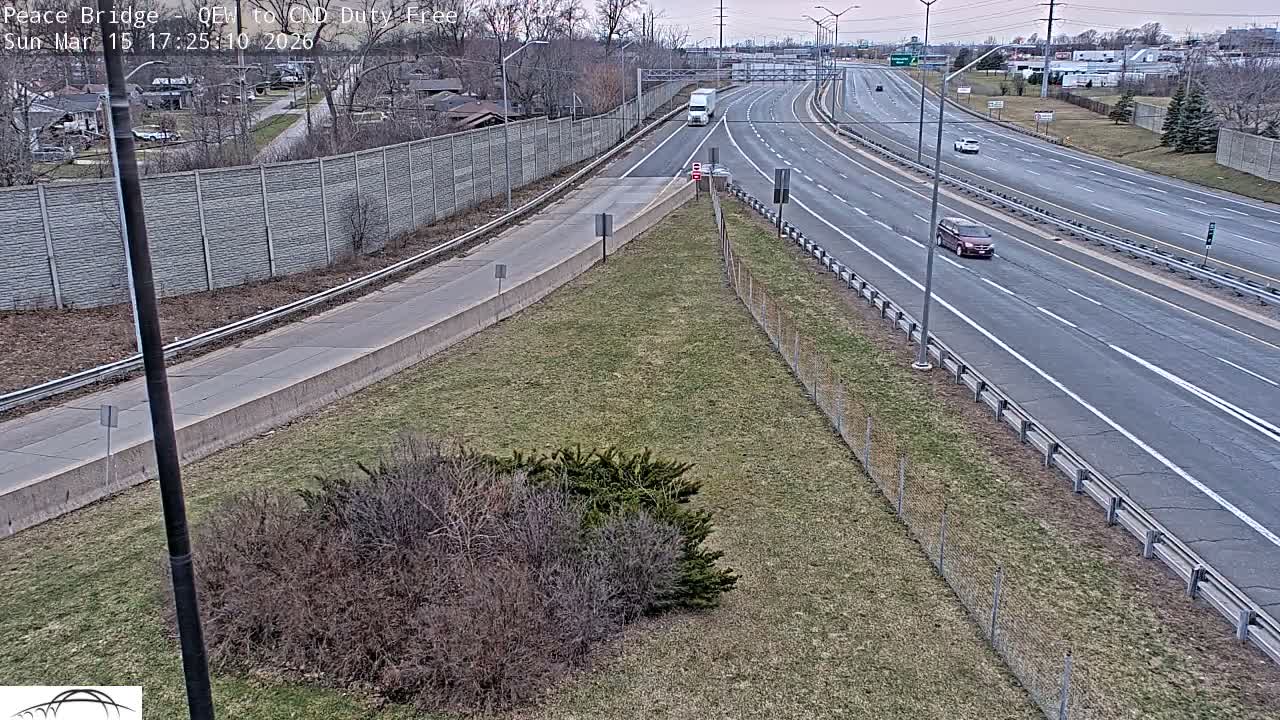 Fort Erie,  Canada Duty Free  Road Entrance to Peace Bridge Live Cam - Fort Erie, Niagara, Ontario, Canada