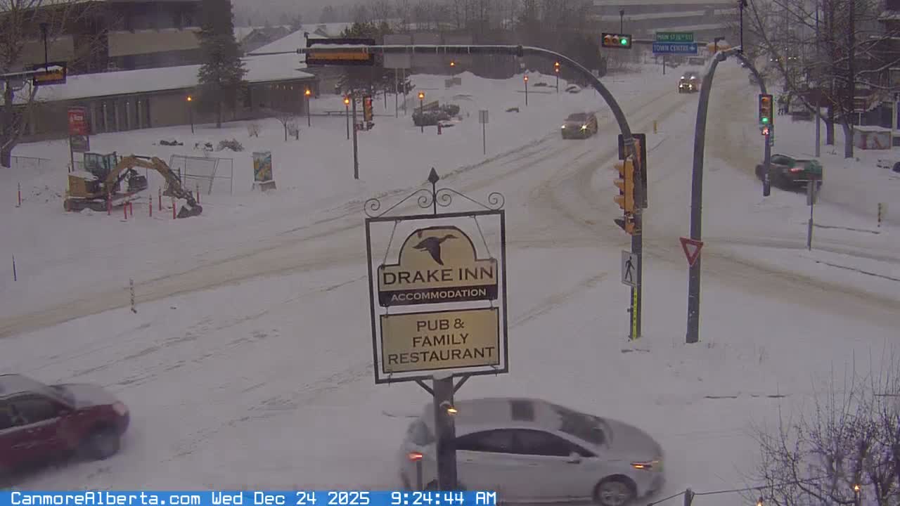 Canmore City Railway Avenue  Live Cam - Canmore, Alberta's Rockies, Alberta, Canada