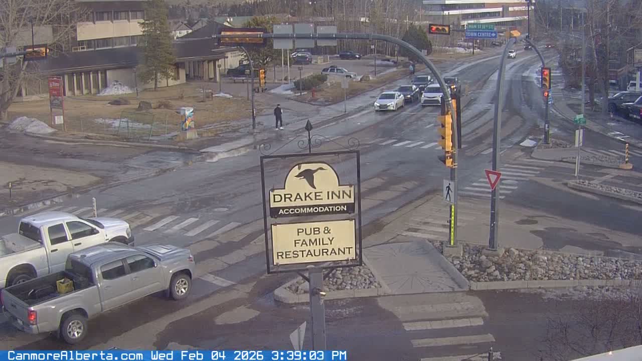 Canmore City Railway Avenue  Live Cam - Canmore, Alberta's Rockies, Alberta, Canada