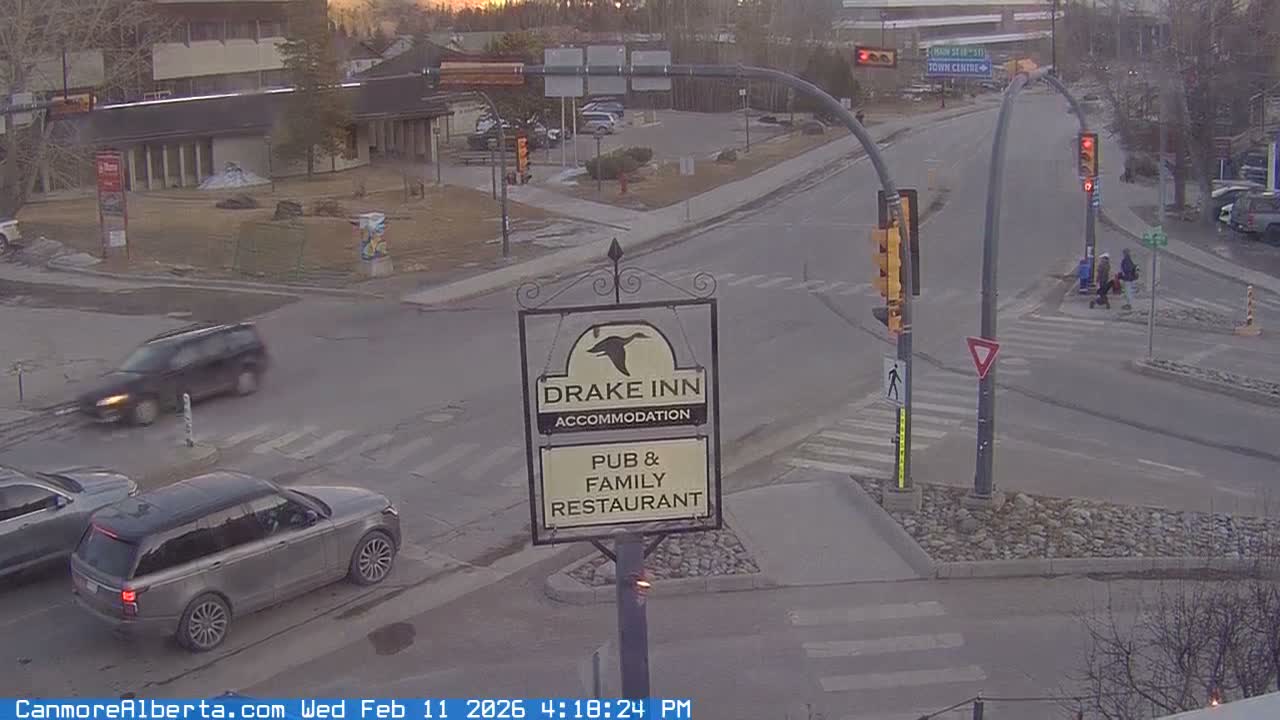 Canmore City Railway Avenue  Live Cam - Canmore, Alberta's Rockies, Alberta, Canada