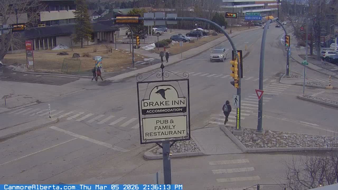 Canmore City Railway Avenue  Live Cam - Canmore, Alberta's Rockies, Alberta, Canada