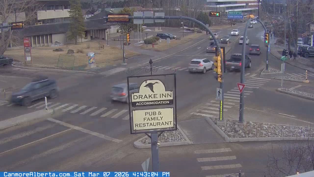 Canmore City Railway Avenue  Live Cam - Canmore, Alberta's Rockies, Alberta, Canada