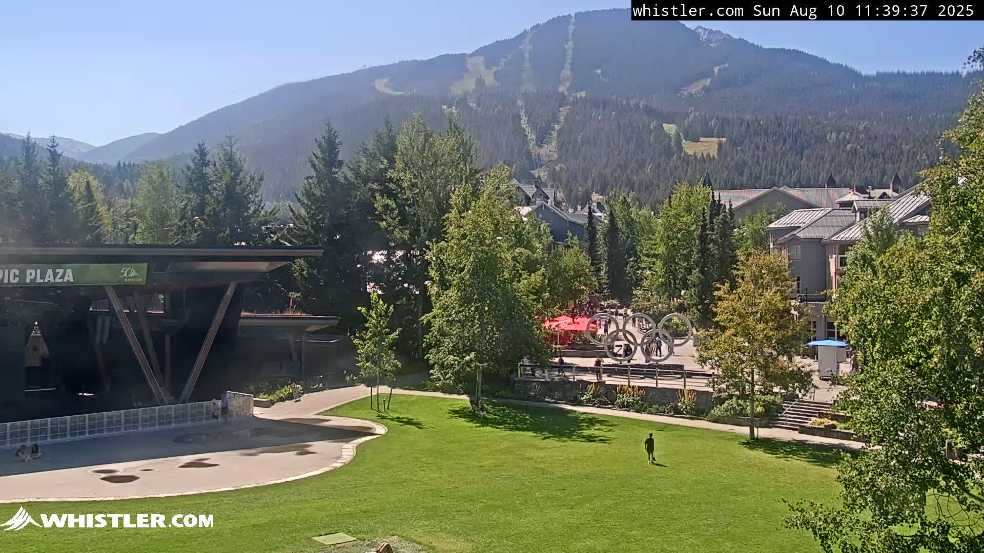 Whistler Downtown &  Olympic Plaza Live Cam - Whistler,  Squamish-Lillooet, Sea to Sky Country, Bristish Columbia, Canada