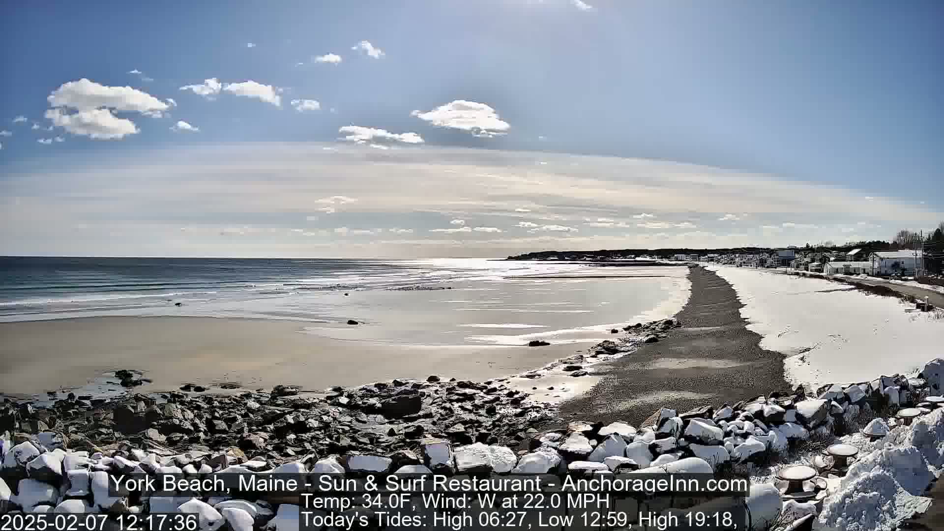 York Beach Surf Live Cam - Maine, USA
