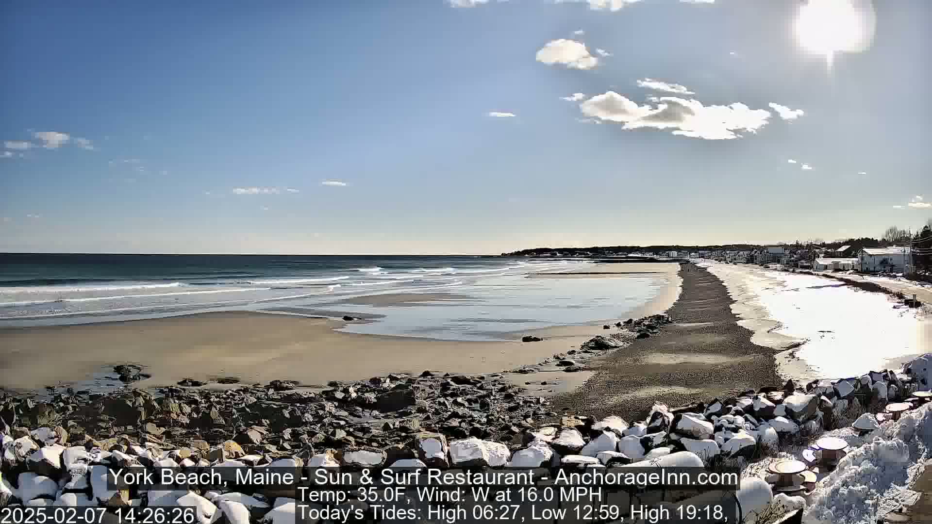 York Beach Surf Live Cam - Maine, USA
