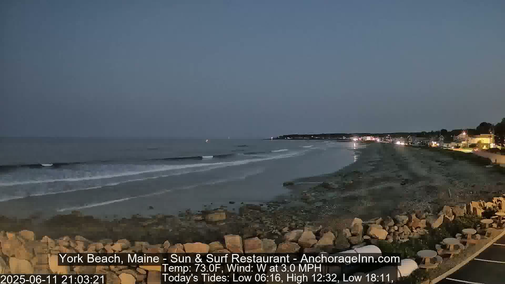 York Beach Surf Live Cam - Maine, USA