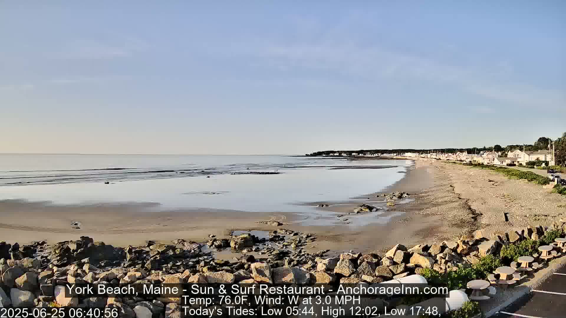 York Beach Surf Live Cam - Maine, USA