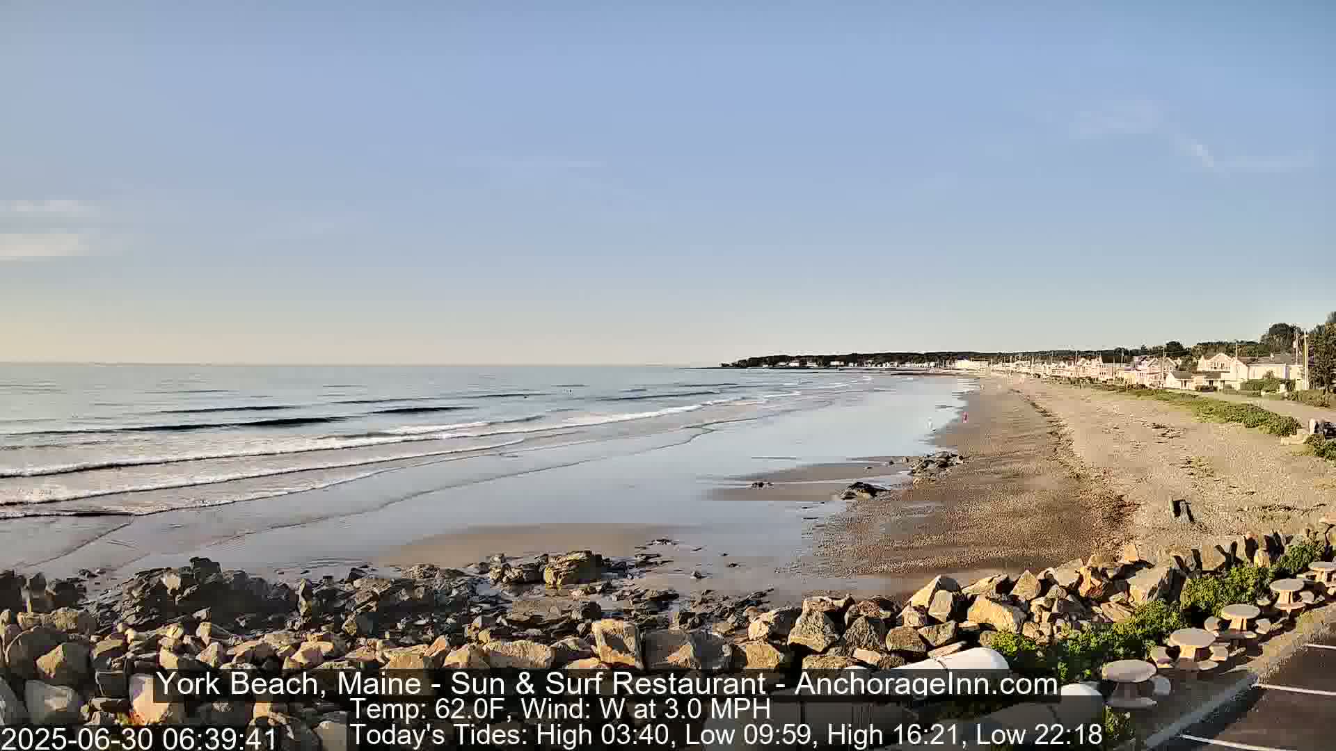 York Beach Surf Live Cam - Maine, USA