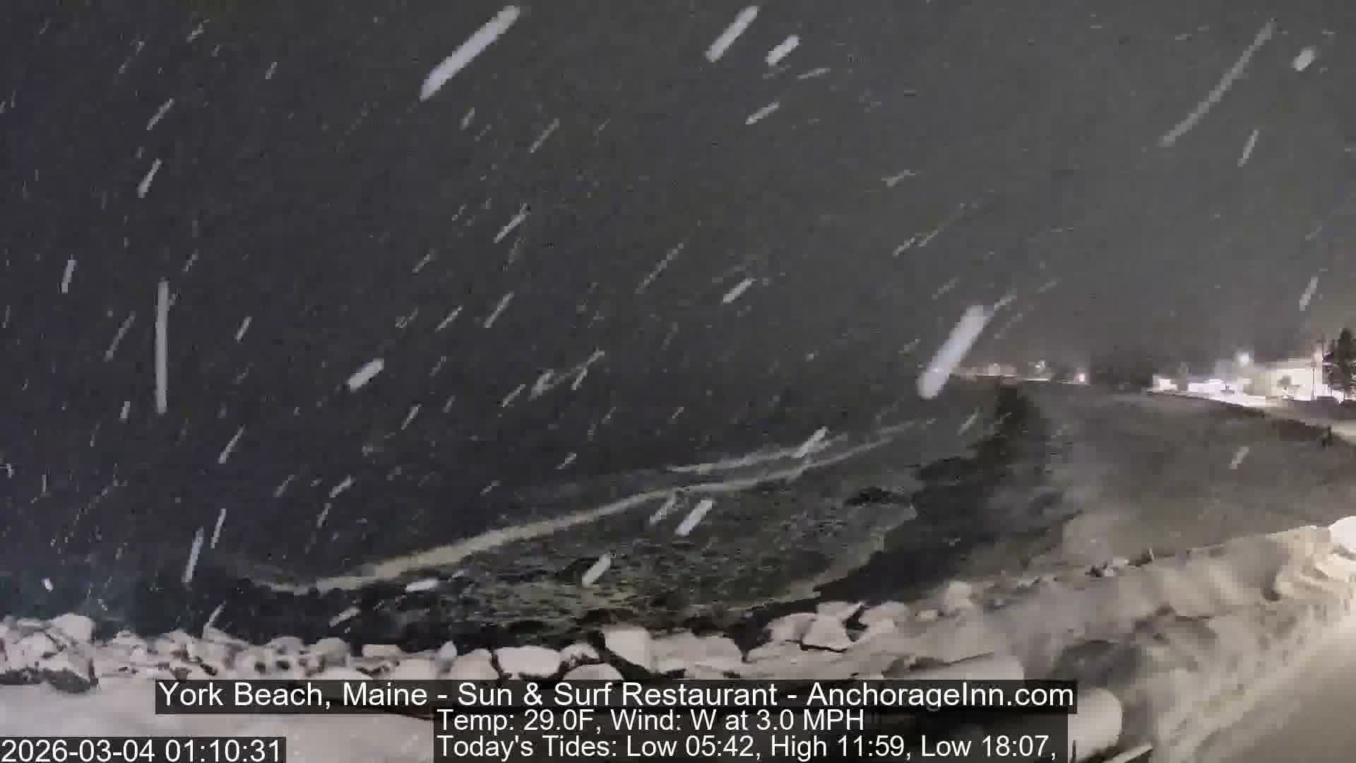 York Beach Surf Live Cam - Maine, USA