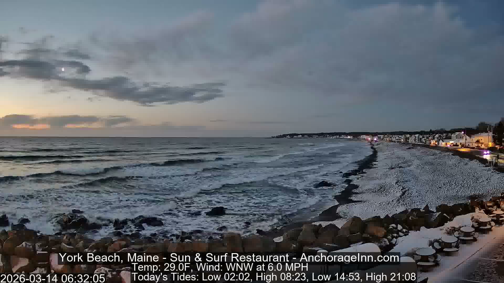 York Beach Surf Live Cam - Maine, USA