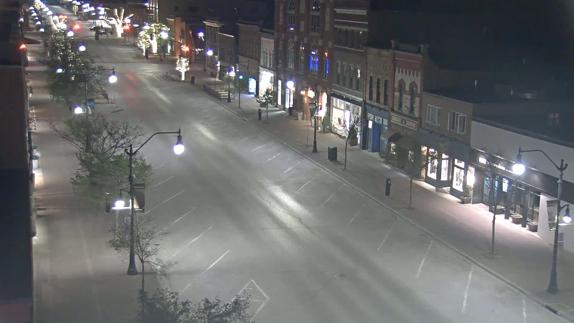 Collingwood Downtown Live Cam - Collingwood , Simcoe, Ontario, Canada