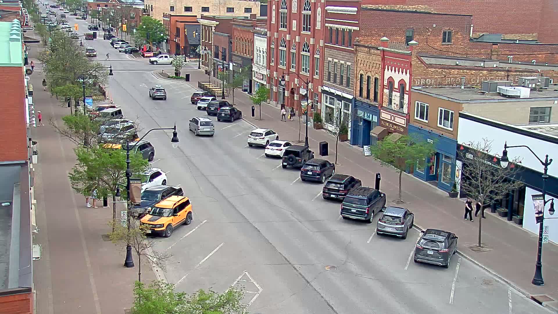 Collingwood Downtown Live Cam - Collingwood , Simcoe, Ontario, Canada