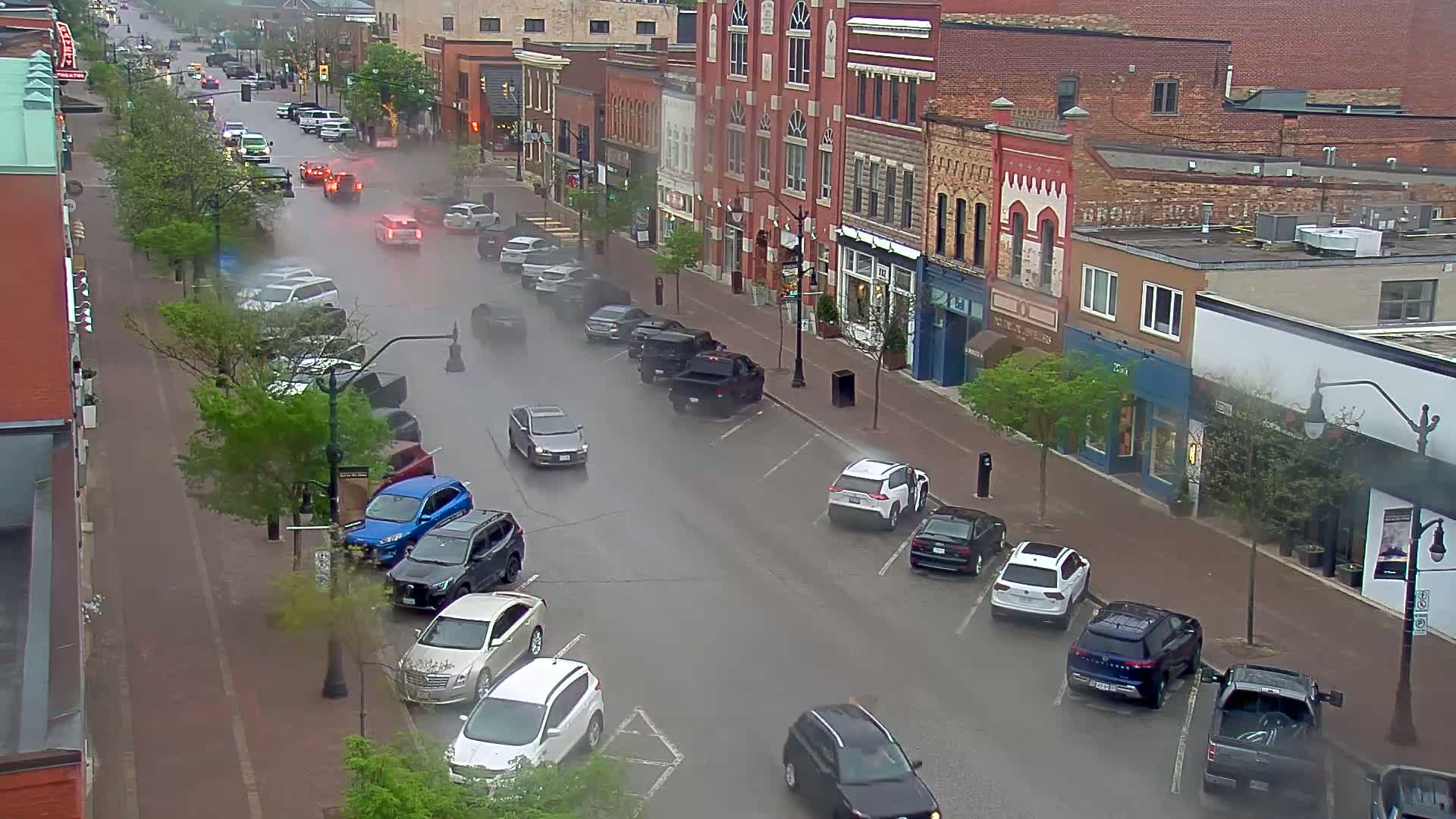Collingwood Downtown Live Cam - Collingwood , Simcoe, Ontario, Canada