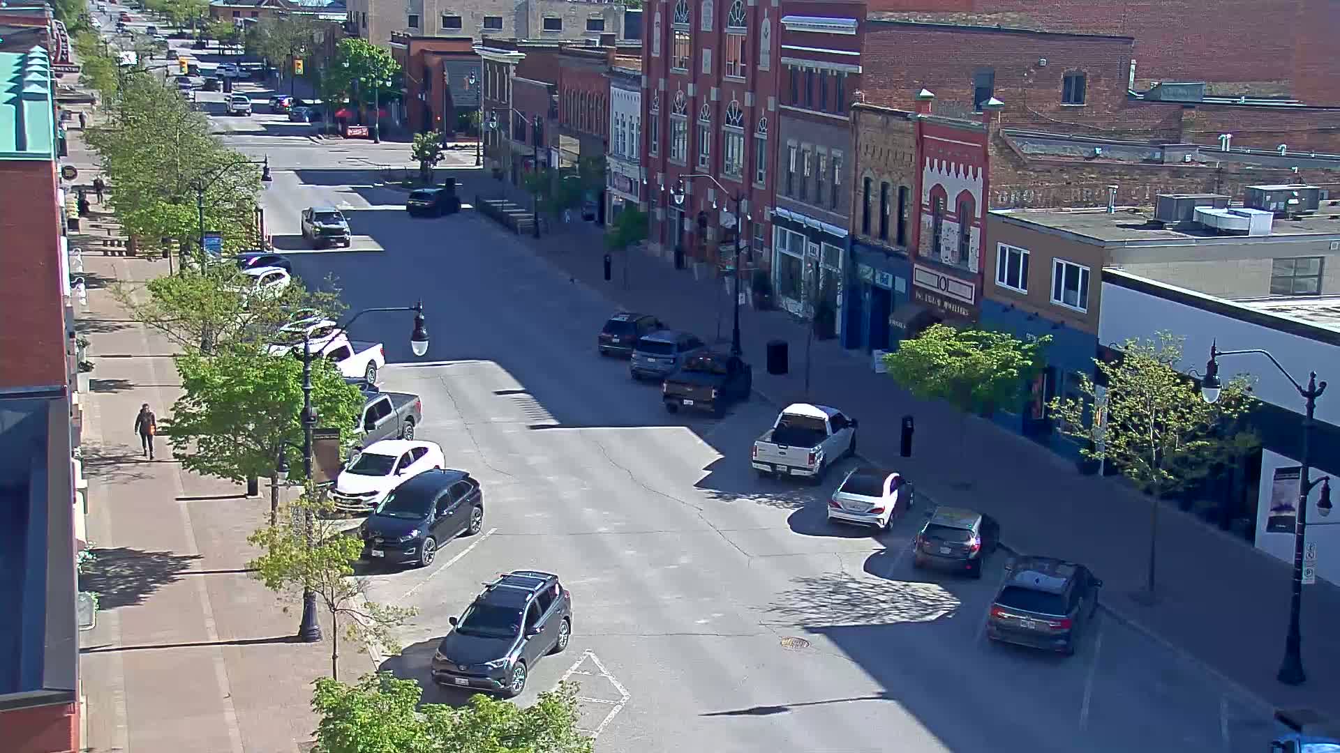 Collingwood Downtown Live Cam - Collingwood , Simcoe, Ontario, Canada