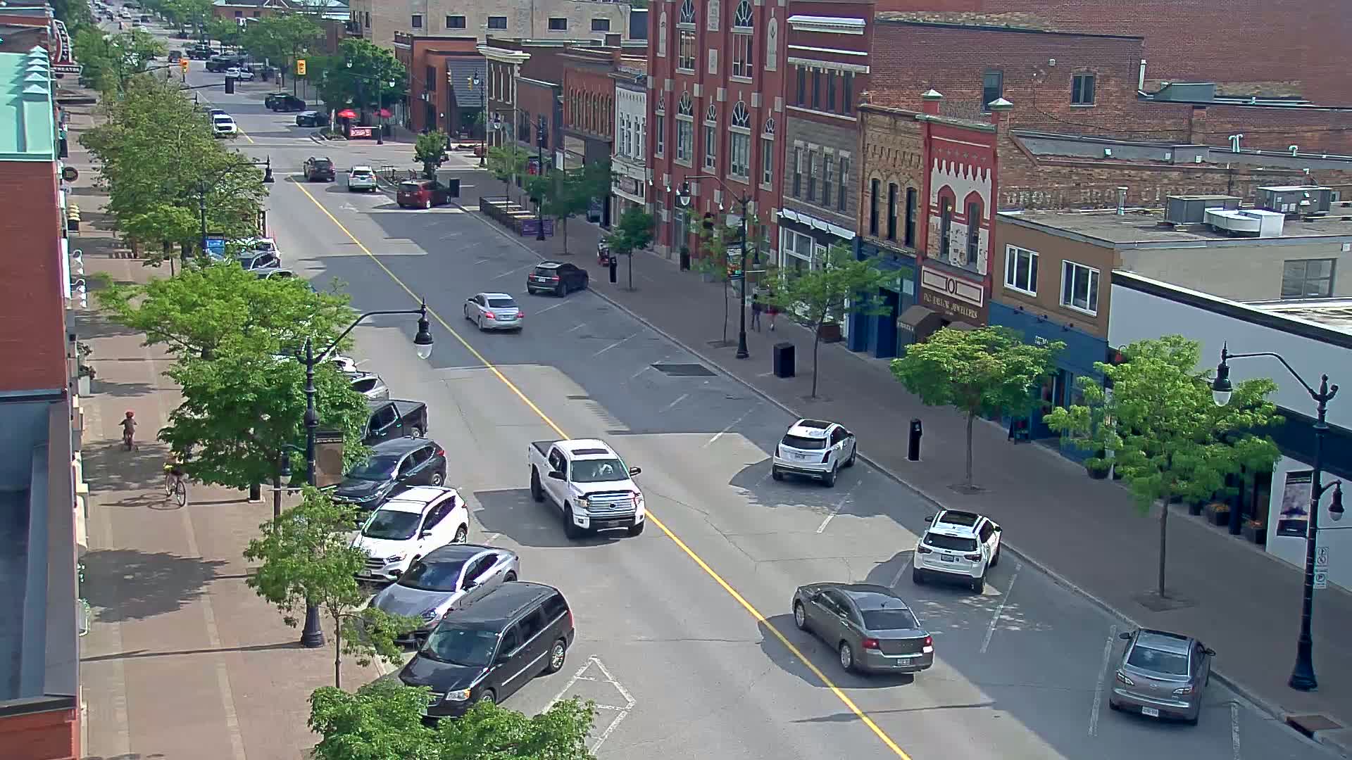 Collingwood Downtown Live Cam - Collingwood , Simcoe, Ontario, Canada