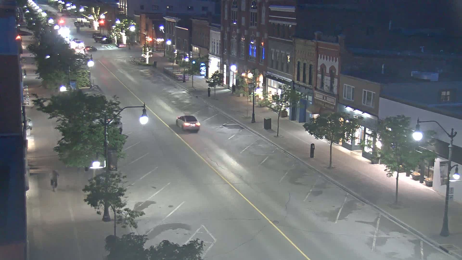 Collingwood Downtown Live Cam - Collingwood , Simcoe, Ontario, Canada
