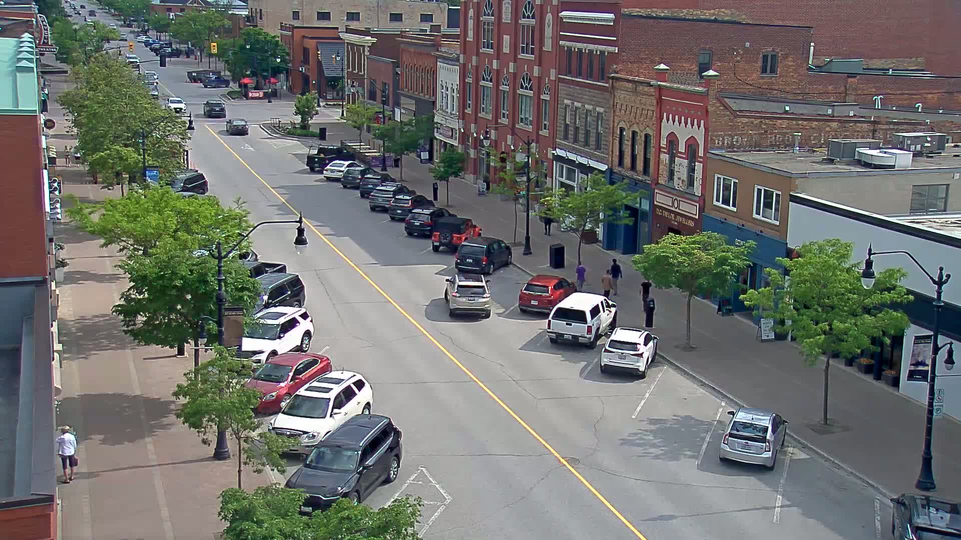 Collingwood Downtown Live Cam - Collingwood , Simcoe, Ontario, Canada