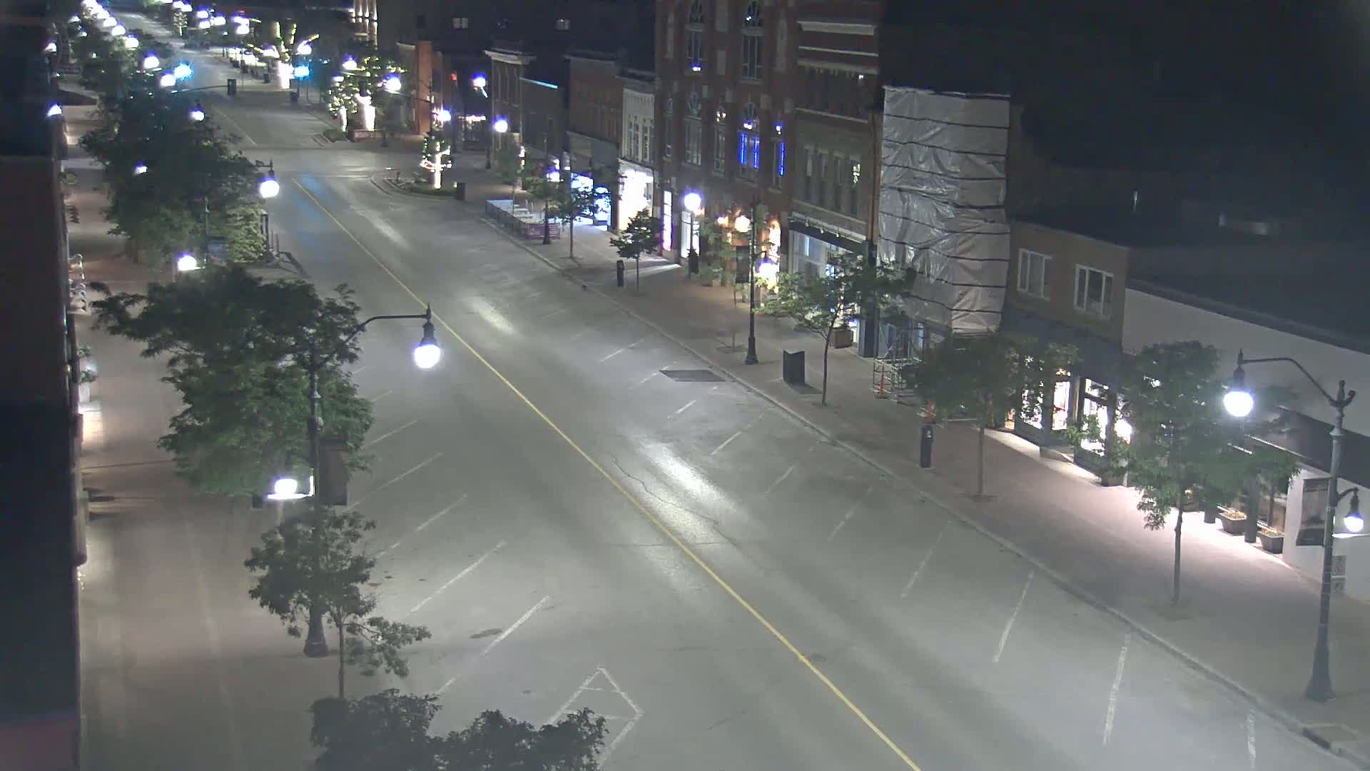 Collingwood Downtown Live Cam - Collingwood , Simcoe, Ontario, Canada