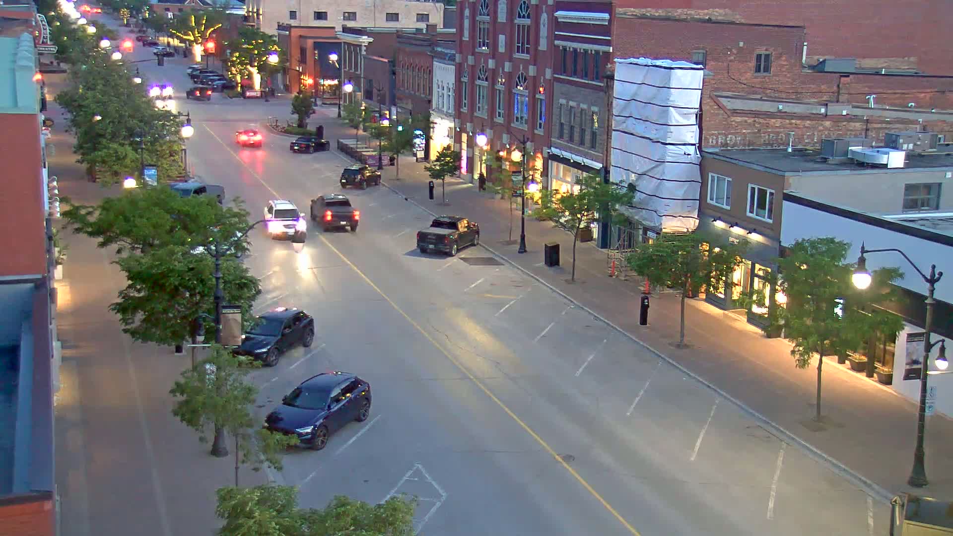 Collingwood Downtown Live Cam - Collingwood , Simcoe, Ontario, Canada