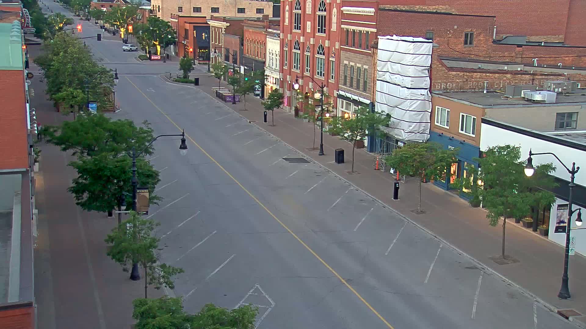 Collingwood Downtown Live Cam - Collingwood , Simcoe, Ontario, Canada