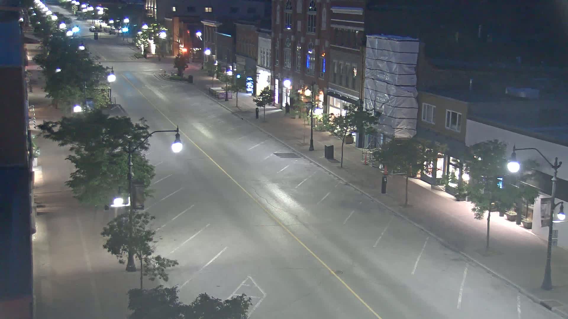 Collingwood Downtown Live Cam - Collingwood , Simcoe, Ontario, Canada