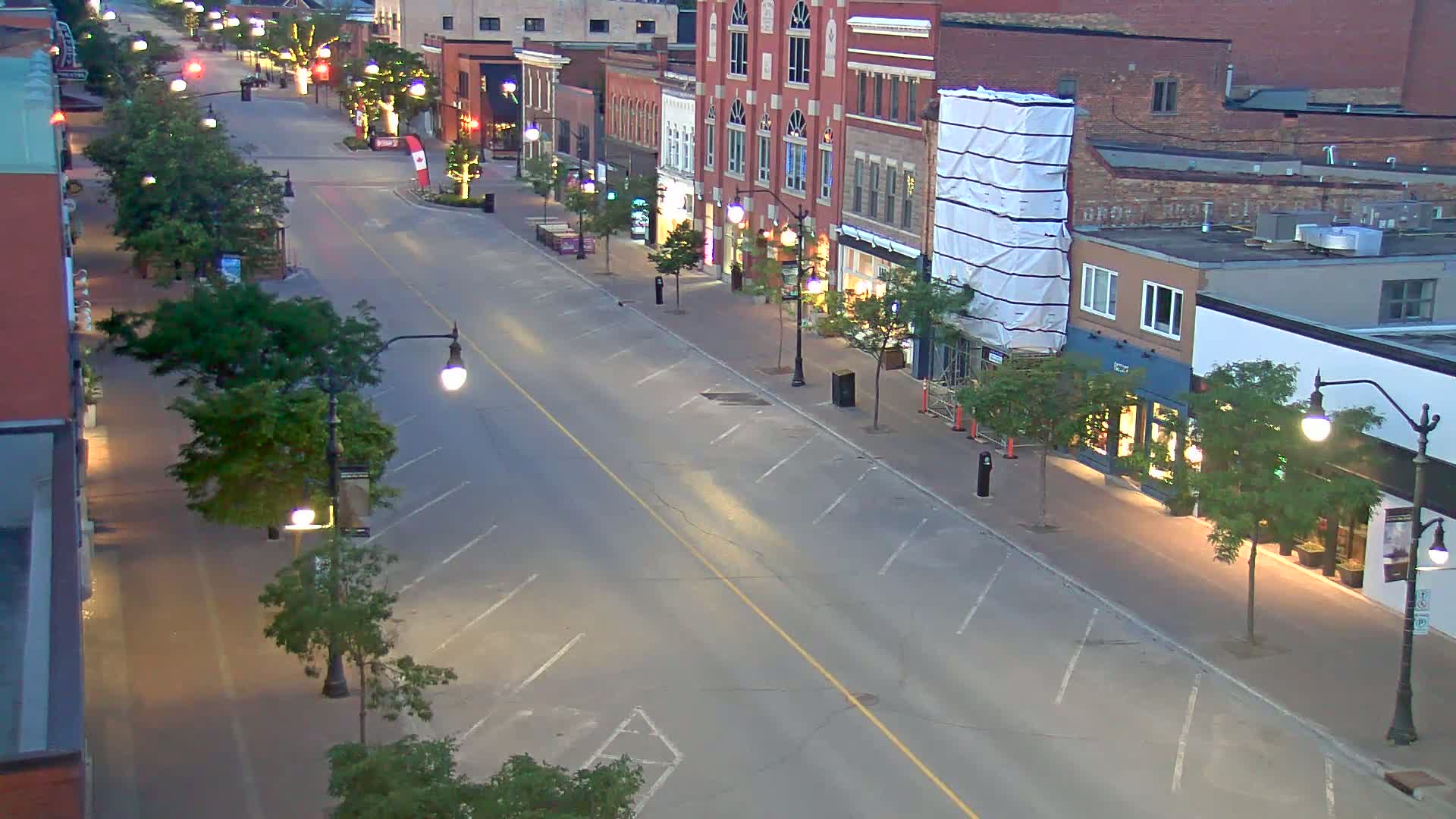 Collingwood Downtown Live Cam - Collingwood , Simcoe, Ontario, Canada