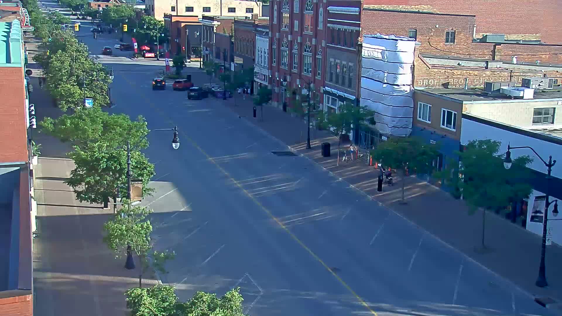 Collingwood Downtown Live Cam - Collingwood , Simcoe, Ontario, Canada