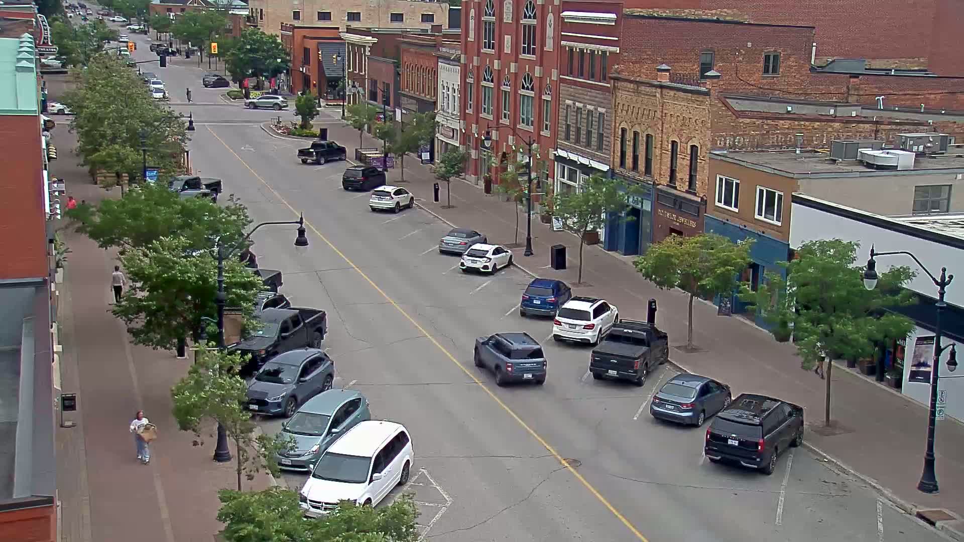 Collingwood Downtown Live Cam - Collingwood , Simcoe, Ontario, Canada