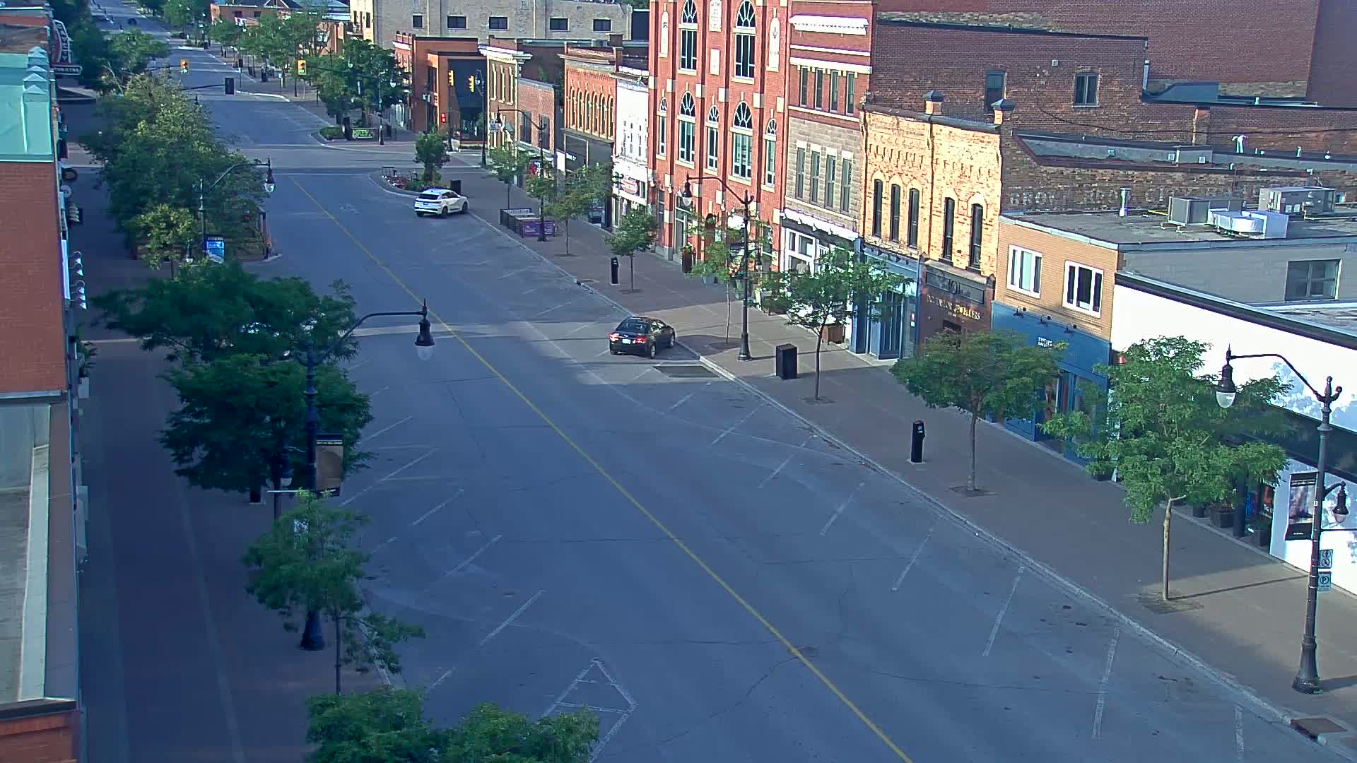 Collingwood Downtown Live Cam - Collingwood , Simcoe, Ontario, Canada