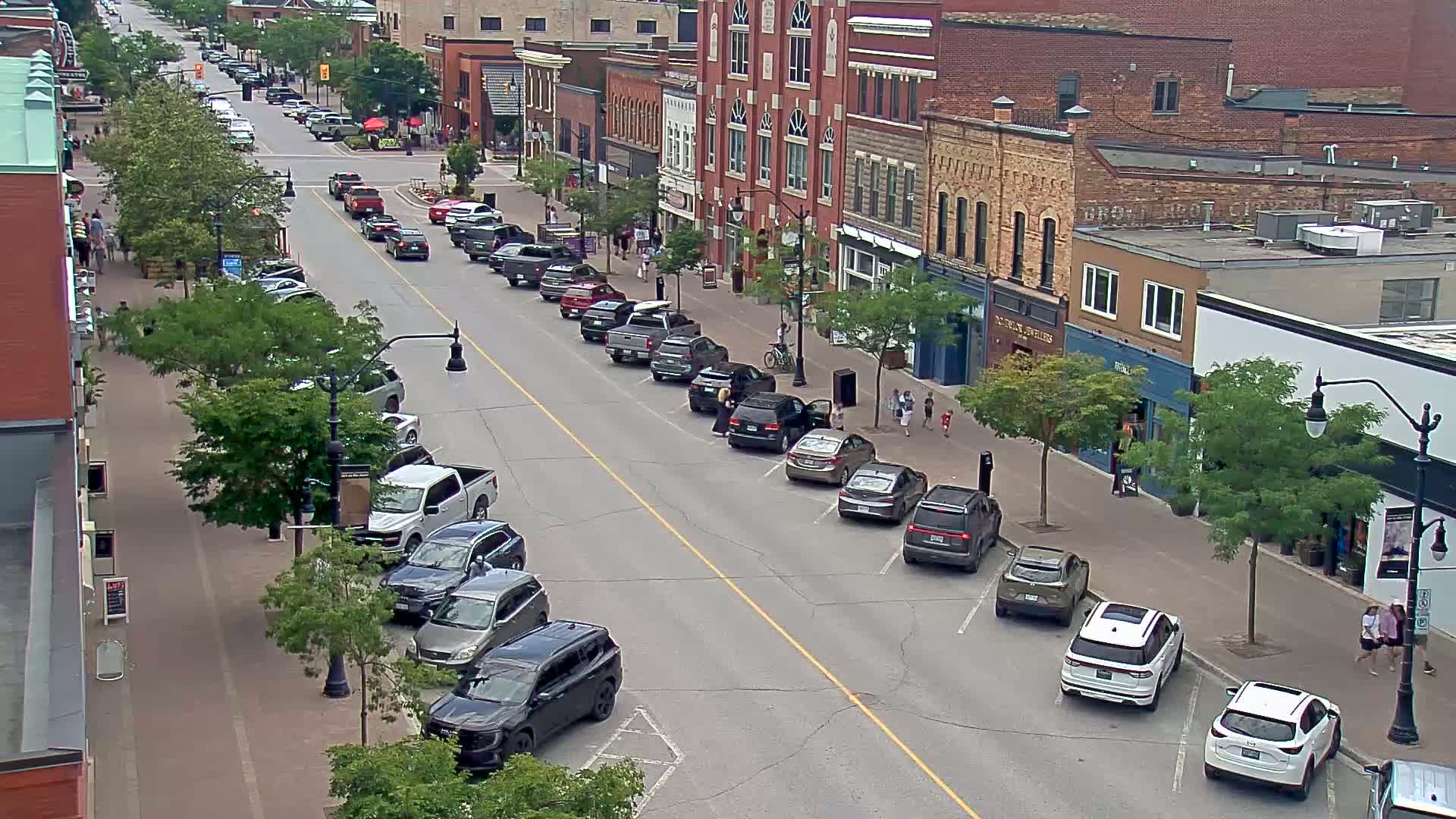 Collingwood Downtown Live Cam - Collingwood , Simcoe, Ontario, Canada
