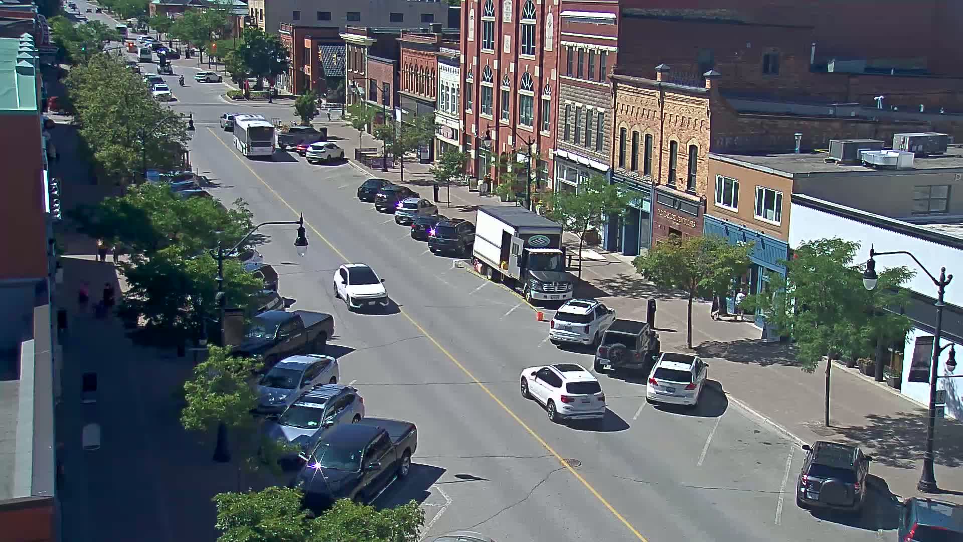 Collingwood Downtown Live Cam - Collingwood , Simcoe, Ontario, Canada