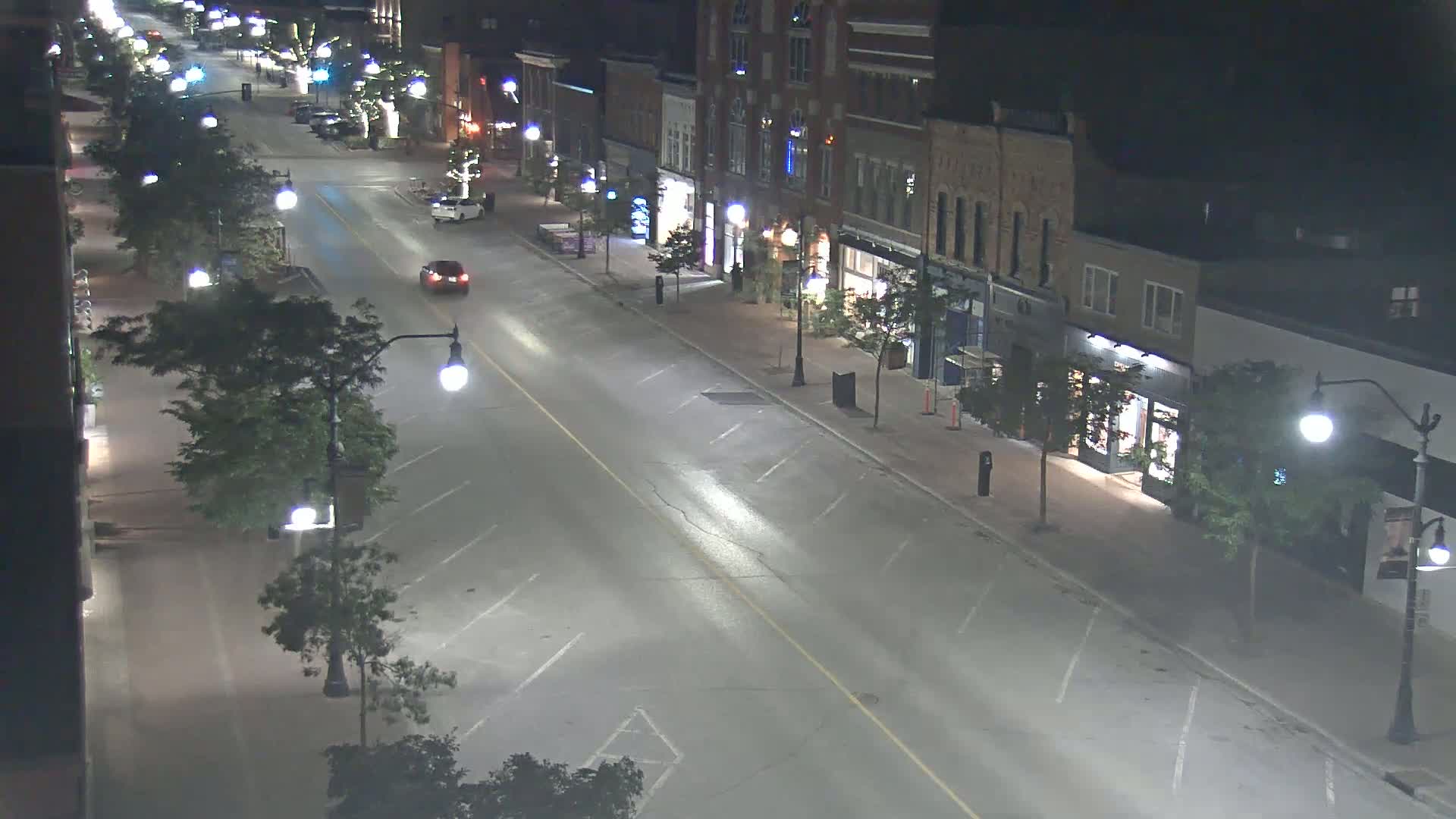 Collingwood Downtown Live Cam - Collingwood , Simcoe, Ontario, Canada