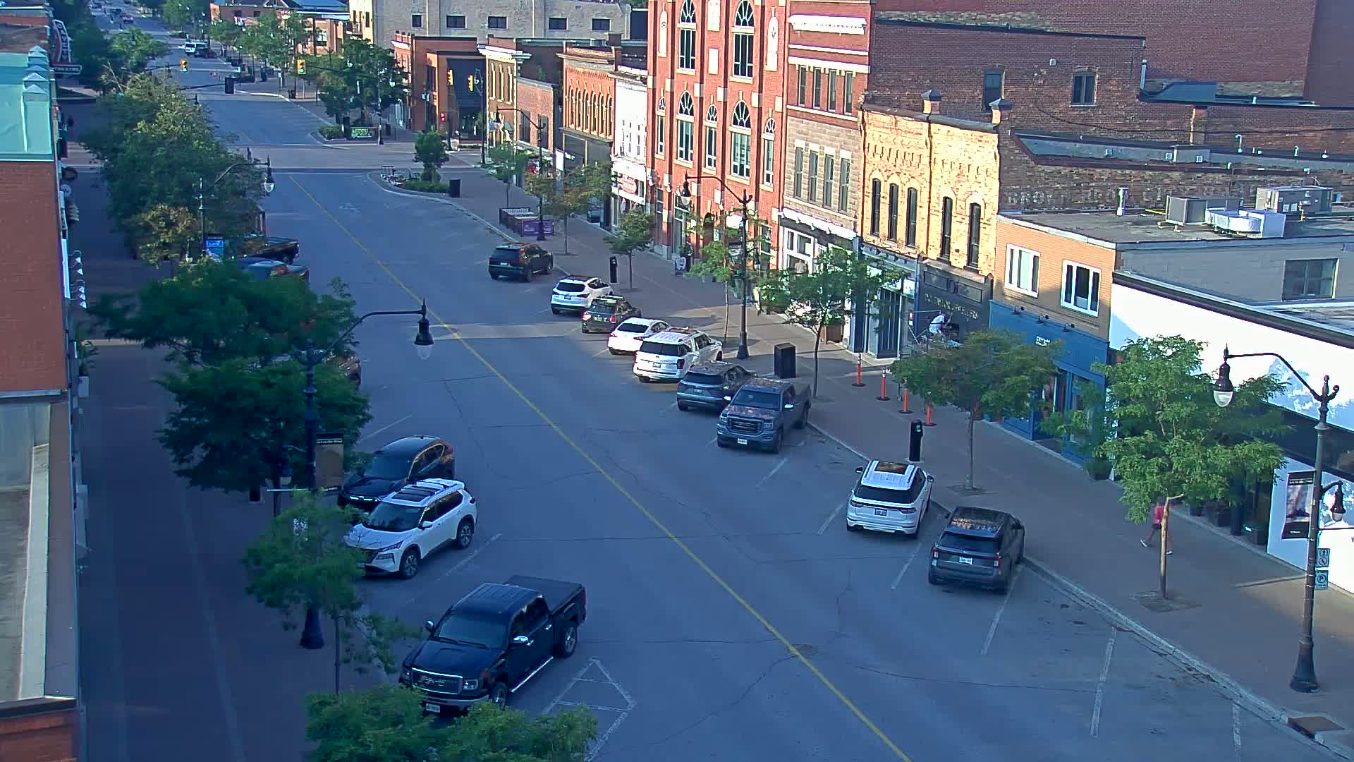 Collingwood Downtown Live Cam - Collingwood , Simcoe, Ontario, Canada