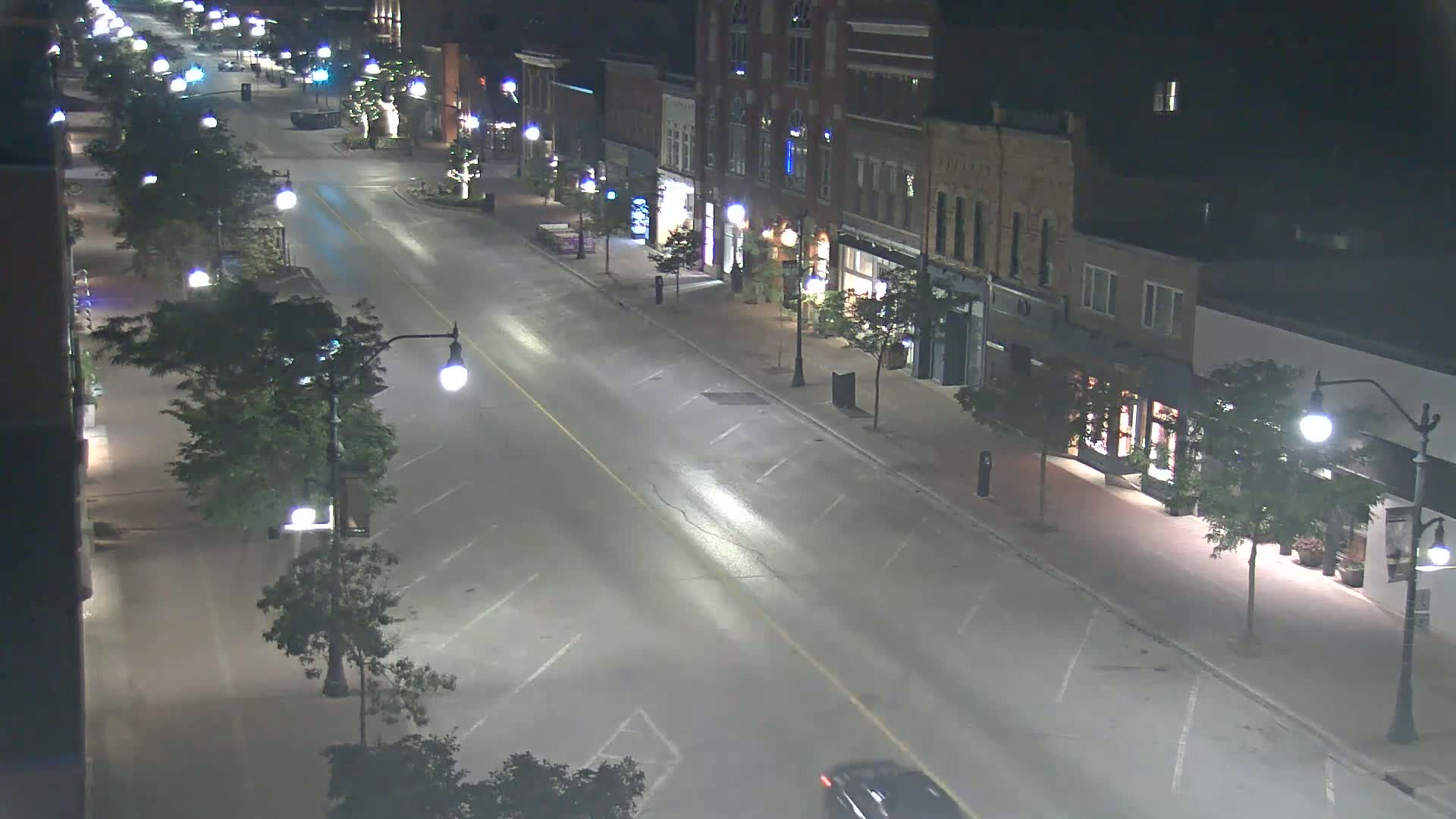 Collingwood Downtown Live Cam - Collingwood , Simcoe, Ontario, Canada