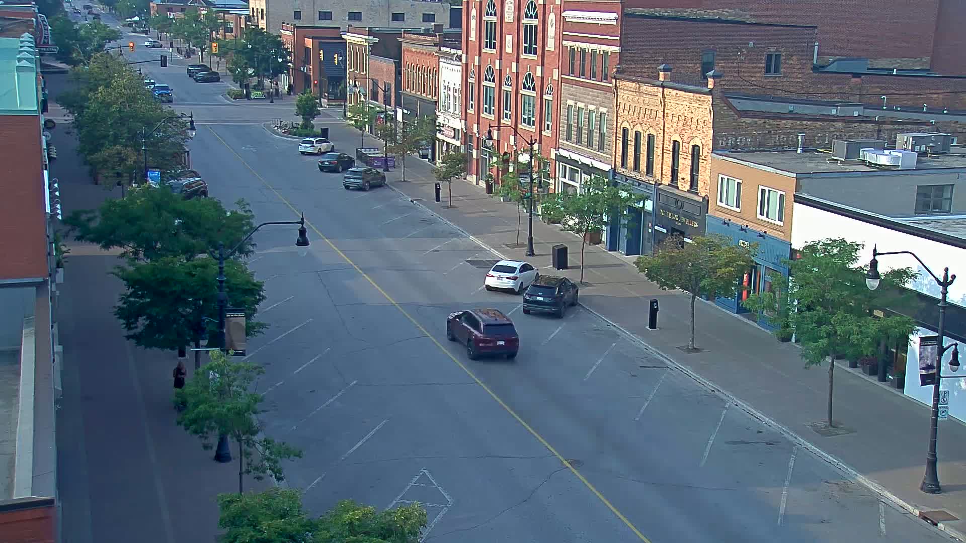 Collingwood Downtown Live Cam - Collingwood , Simcoe, Ontario, Canada