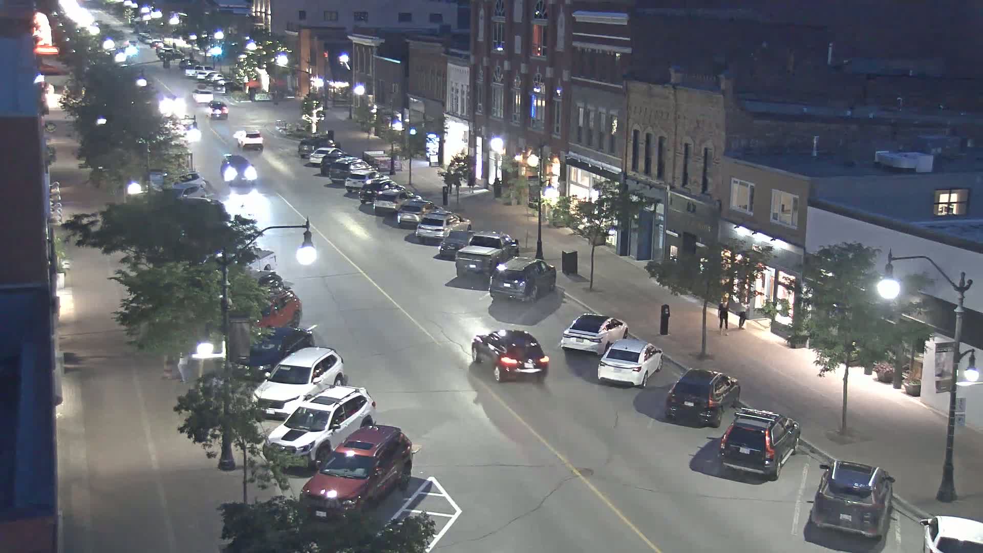 Collingwood Downtown Live Cam - Collingwood , Simcoe, Ontario, Canada