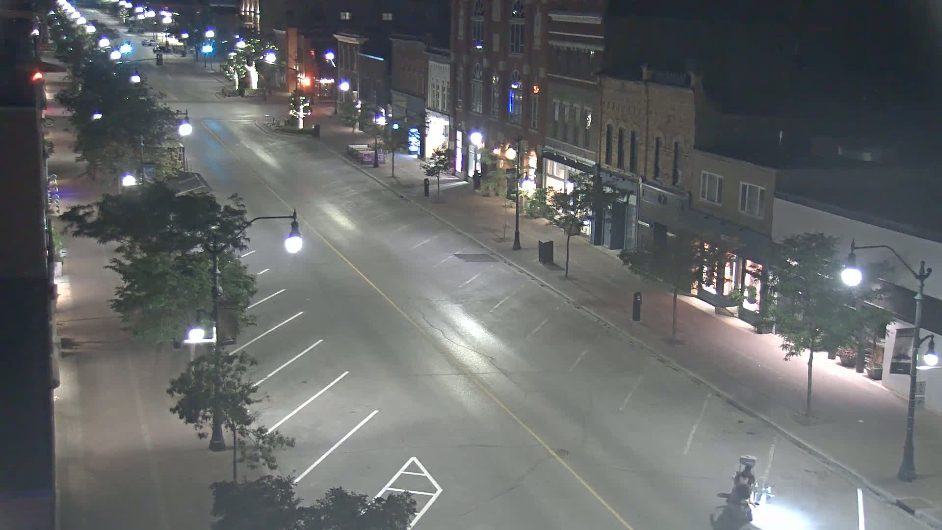 Collingwood Downtown Live Cam - Collingwood , Simcoe, Ontario, Canada