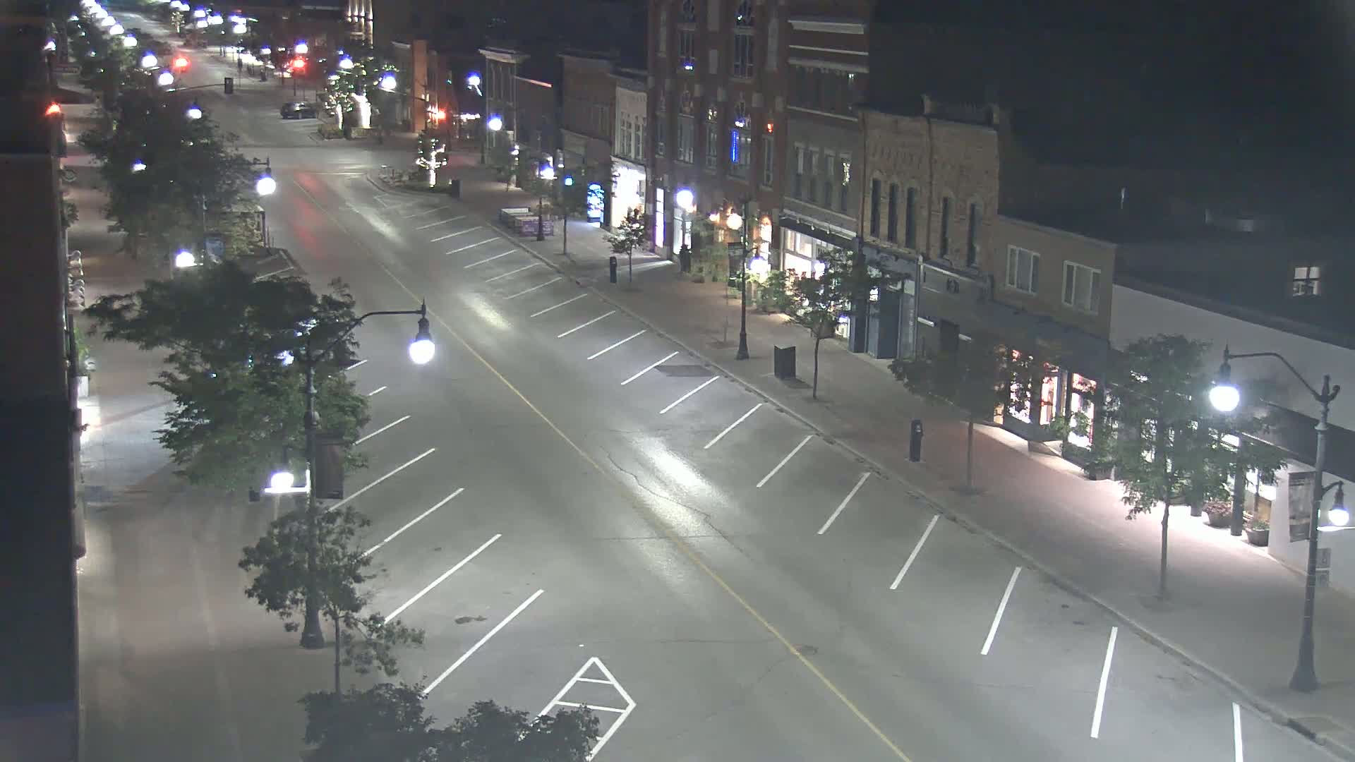 Collingwood Downtown Live Cam - Collingwood , Simcoe, Ontario, Canada