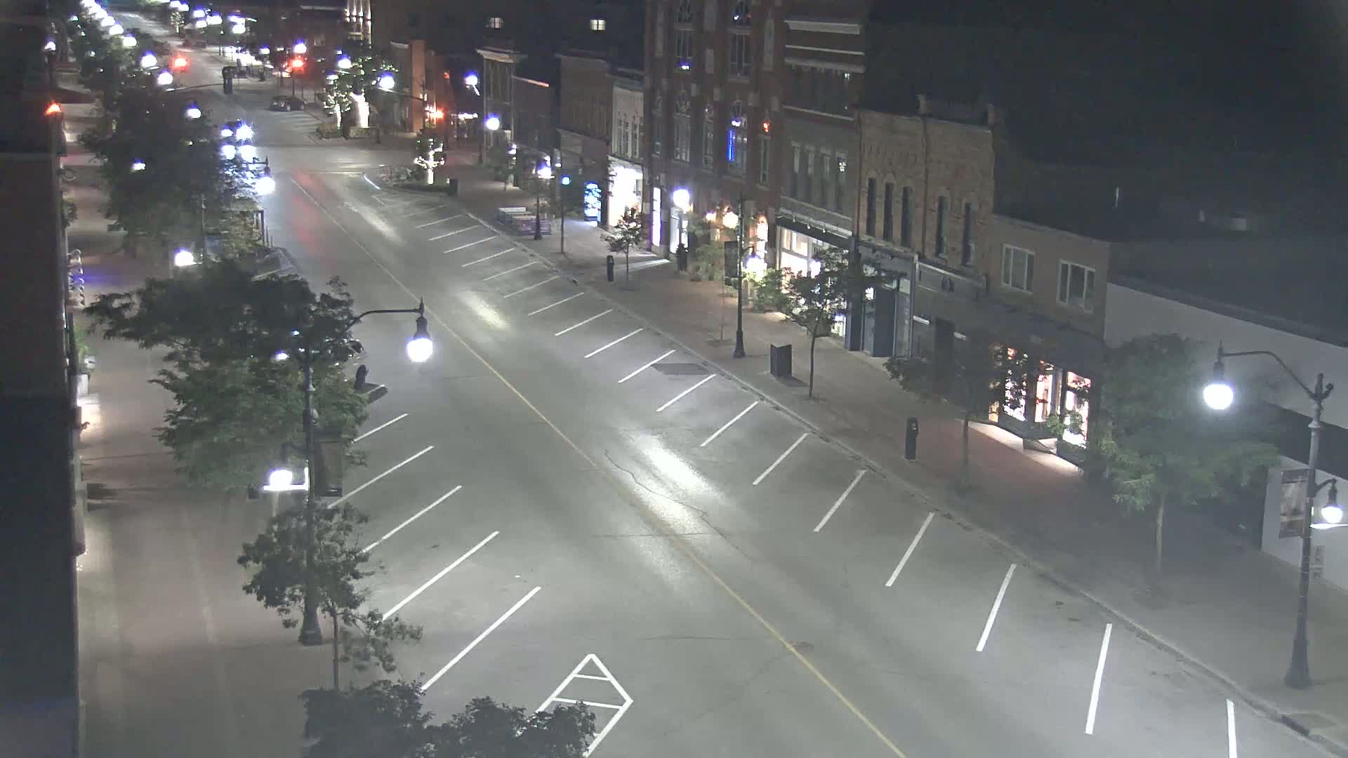 Collingwood Downtown Live Cam - Collingwood , Simcoe, Ontario, Canada