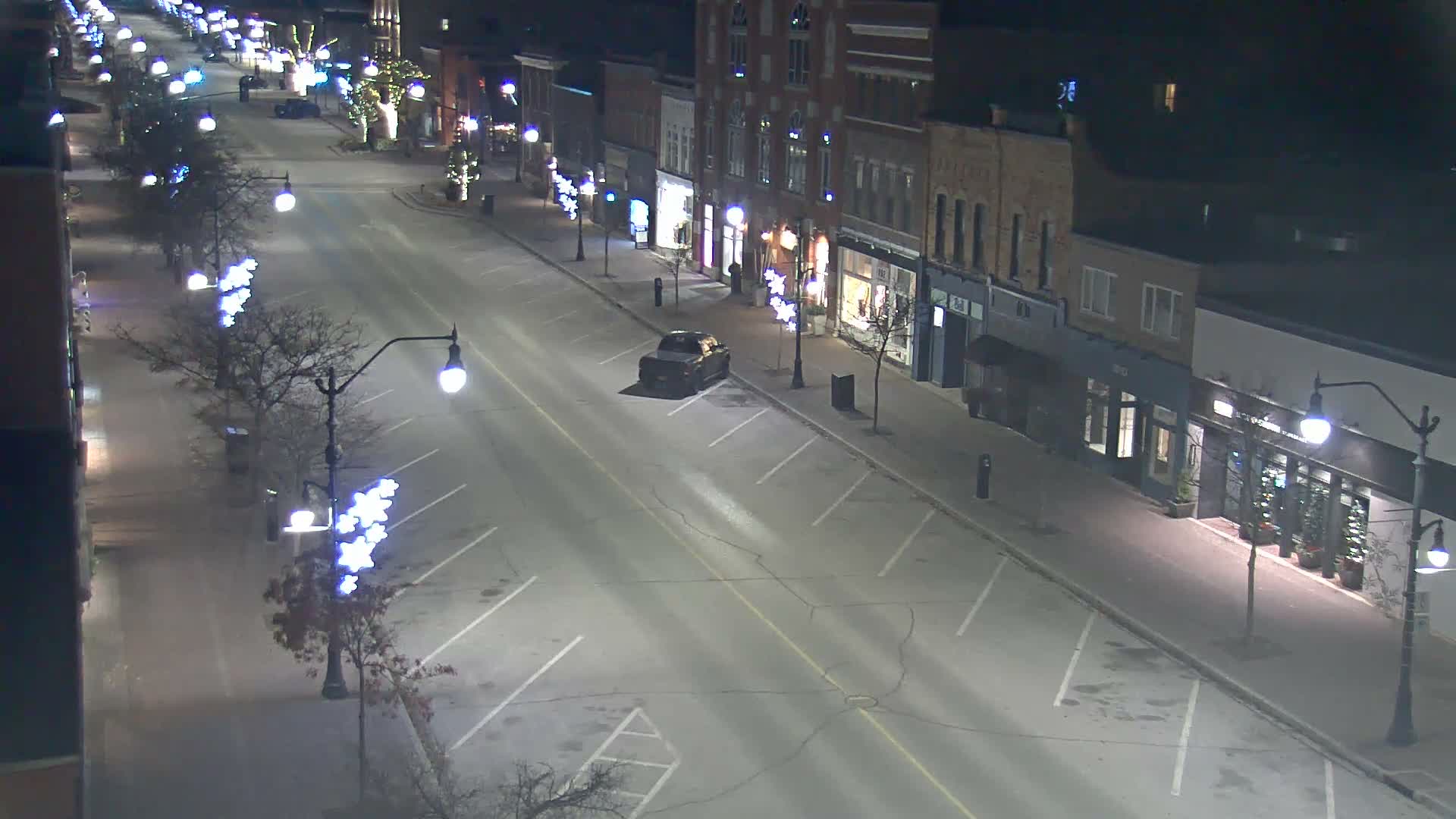 Collingwood Downtown Live Cam - Collingwood , Simcoe, Ontario, Canada