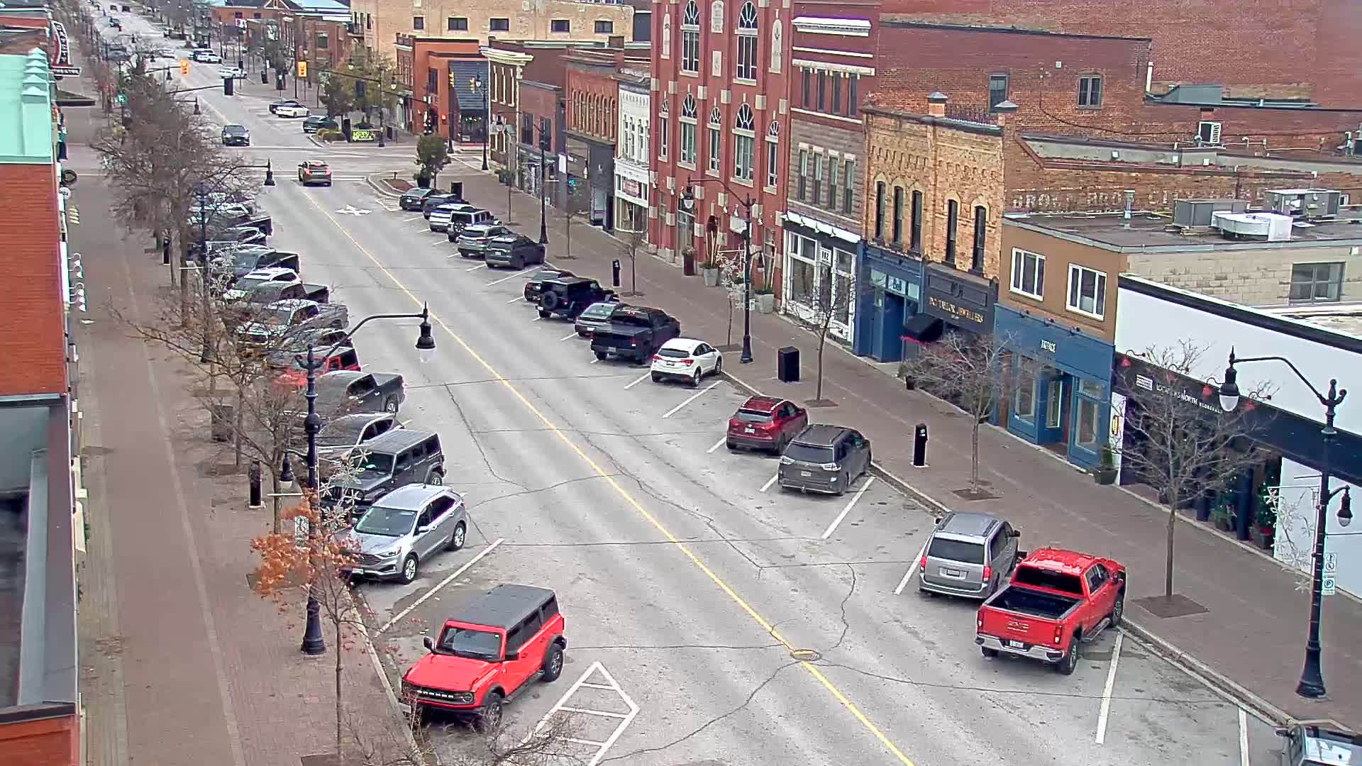 Collingwood Downtown Live Cam - Collingwood , Simcoe, Ontario, Canada
