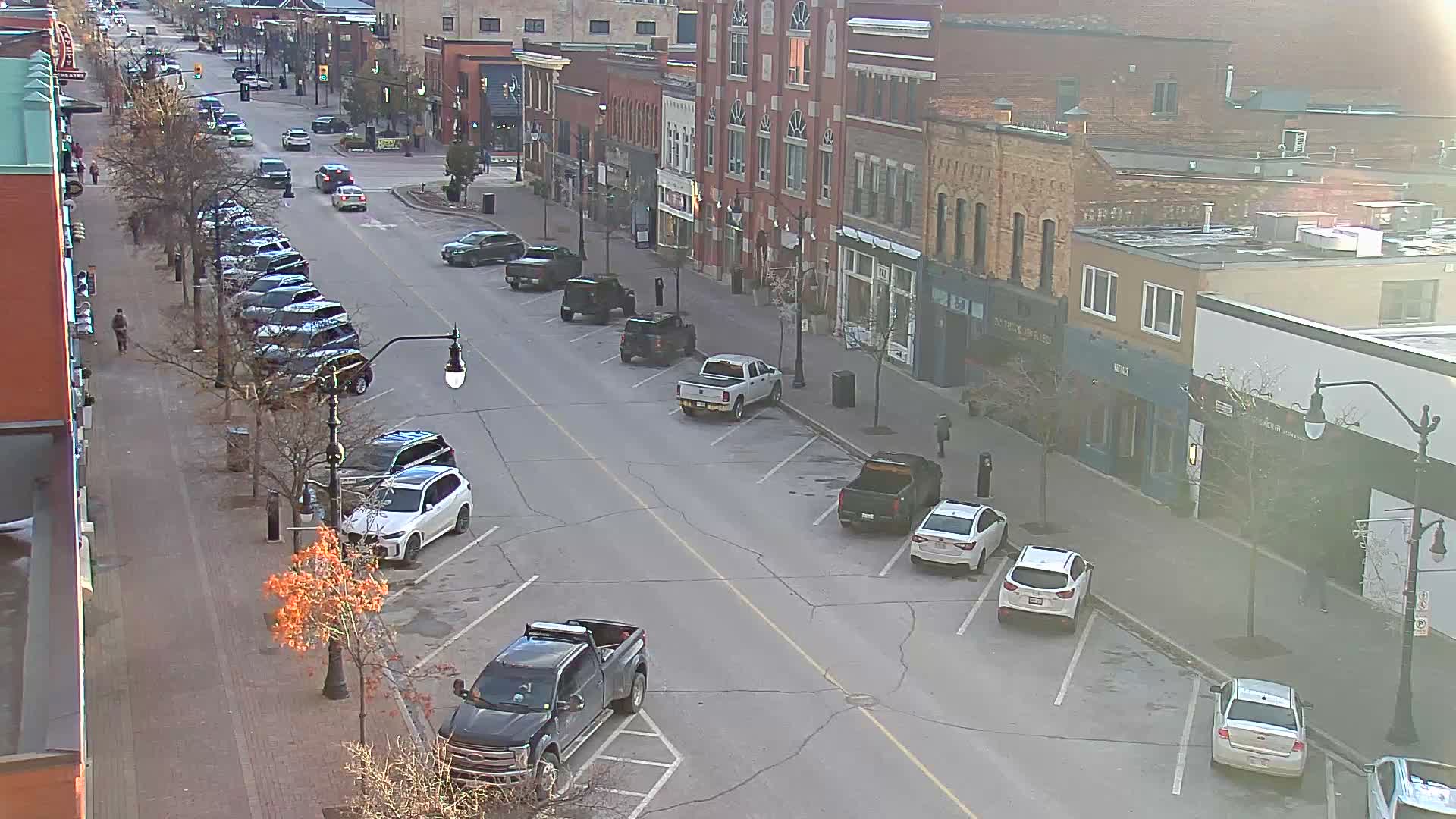 Collingwood Downtown Live Cam - Collingwood , Simcoe, Ontario, Canada