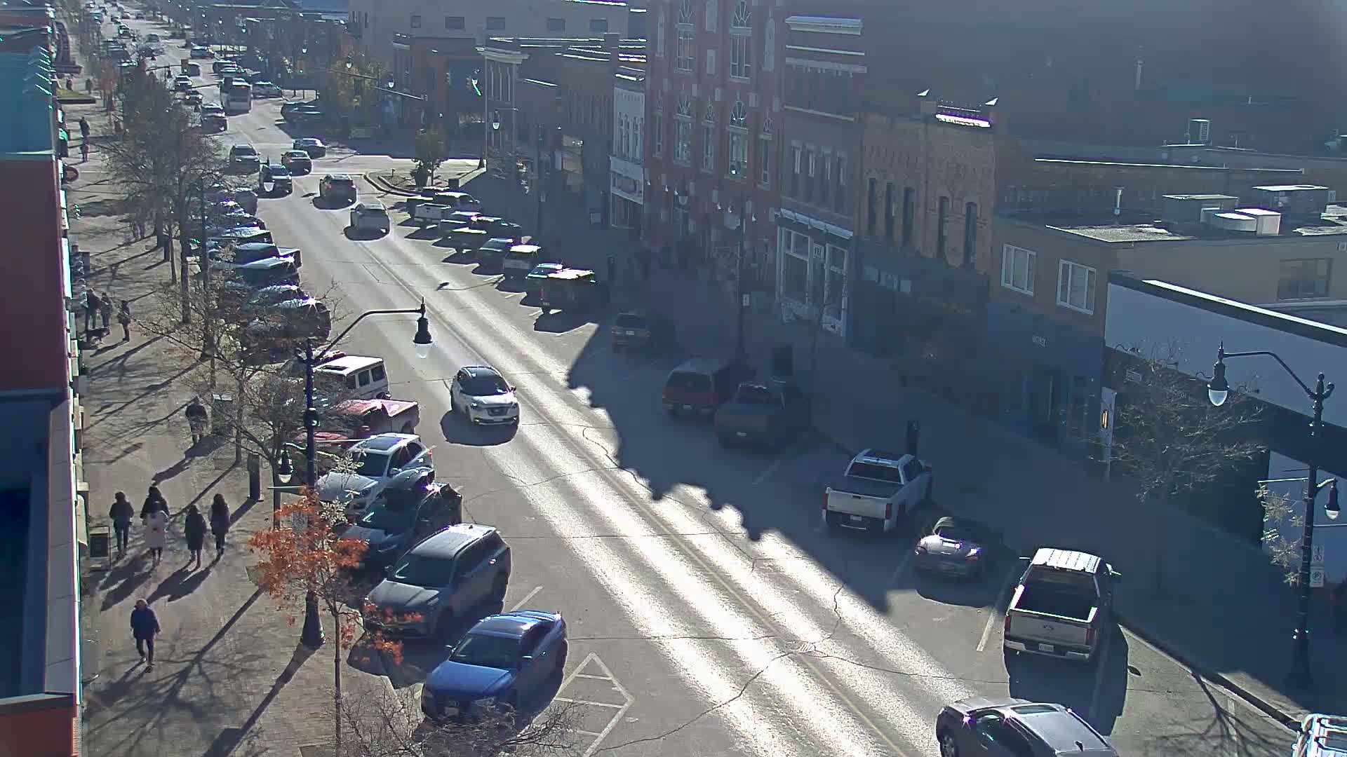 Collingwood Downtown Live Cam - Collingwood , Simcoe, Ontario, Canada