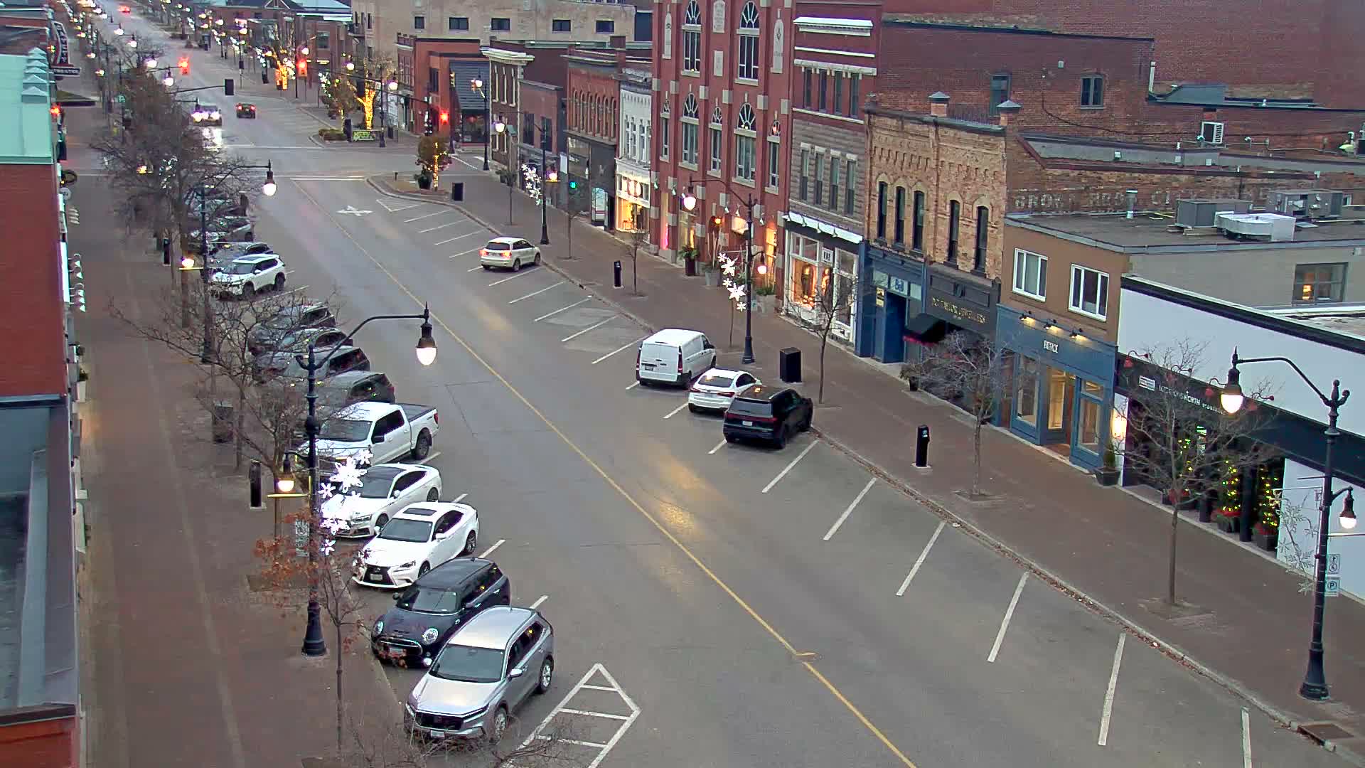 Collingwood Downtown Live Cam - Collingwood , Simcoe, Ontario, Canada