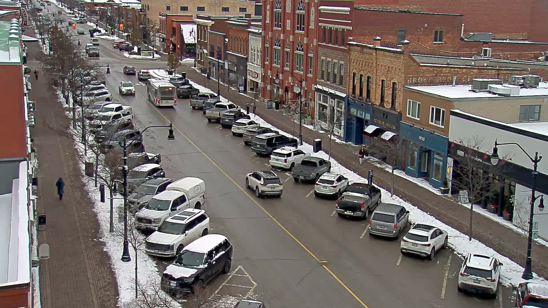 Collingwood Downtown Live Cam - Collingwood , Simcoe, Ontario, Canada