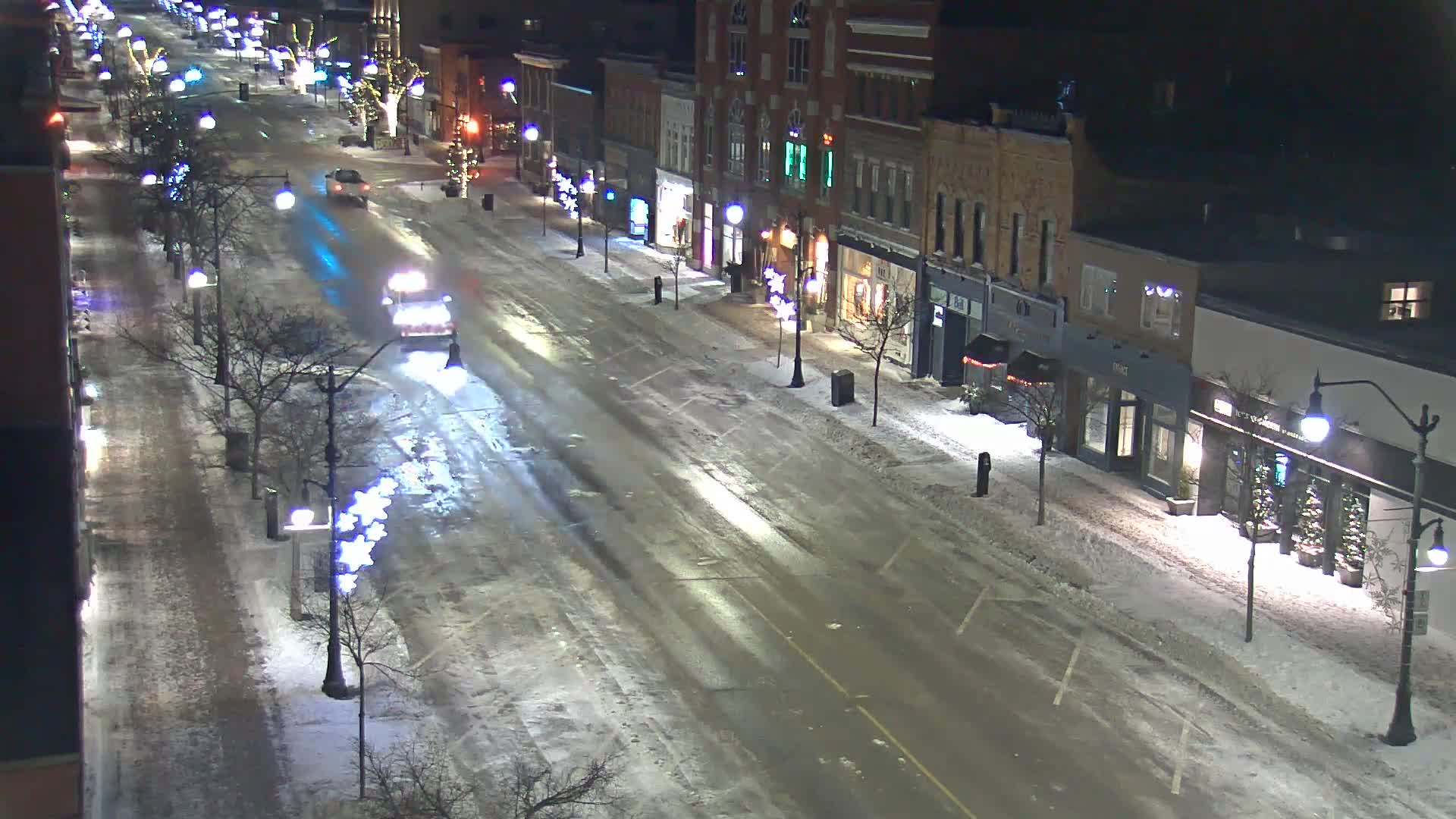 Collingwood Downtown Live Cam - Collingwood , Simcoe, Ontario, Canada