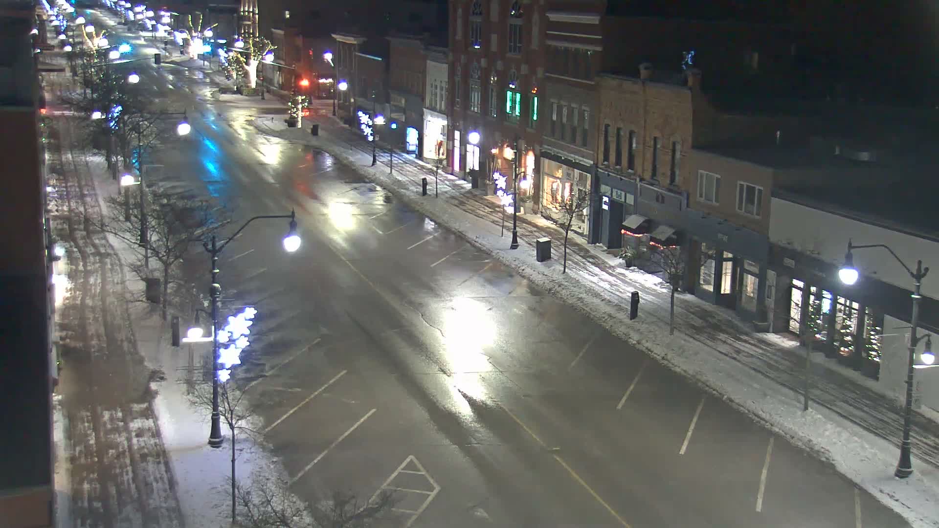 Collingwood Downtown Live Cam - Collingwood , Simcoe, Ontario, Canada