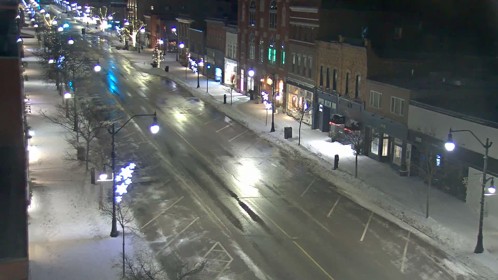 Collingwood Downtown Live Cam - Collingwood , Simcoe, Ontario, Canada