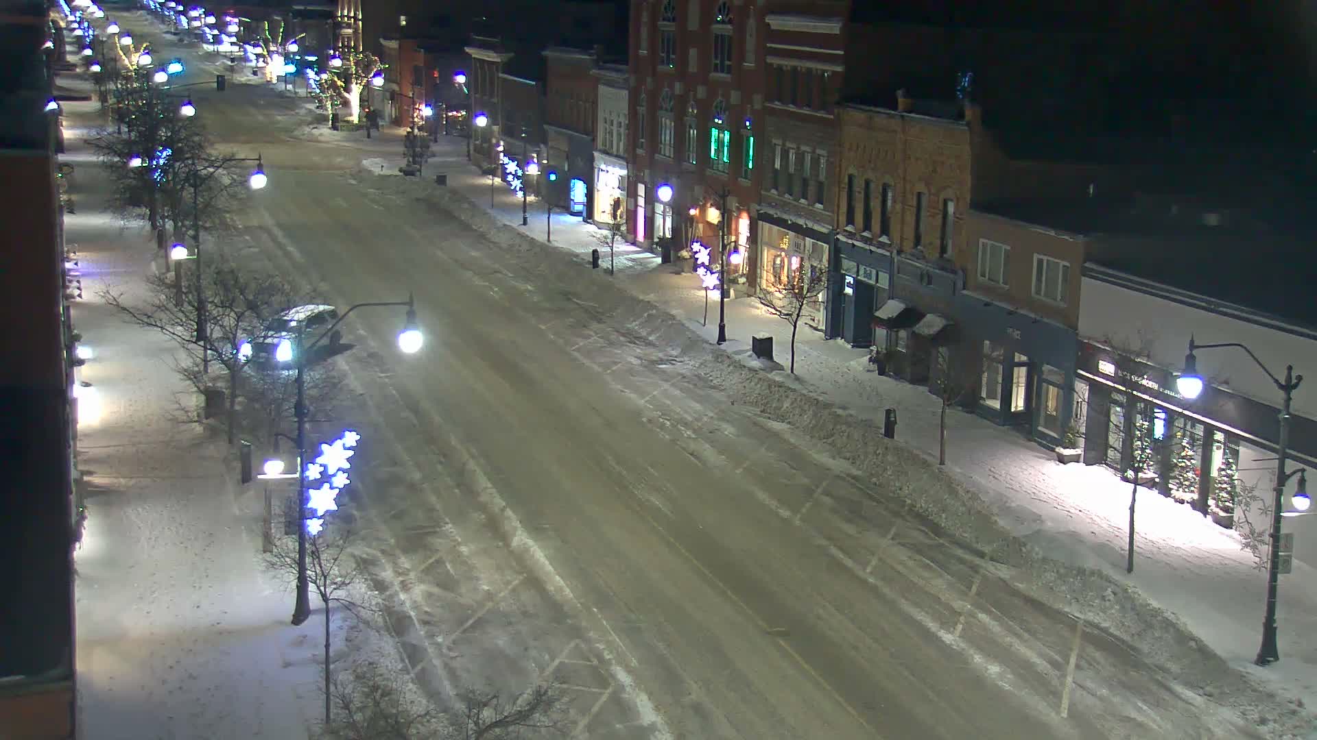 Collingwood Downtown Live Cam - Collingwood , Simcoe, Ontario, Canada